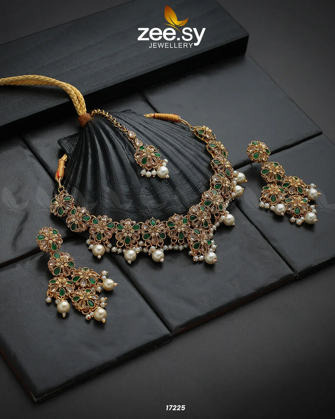 Magnolia Glimmer Necklace - Zeesy Jewellery