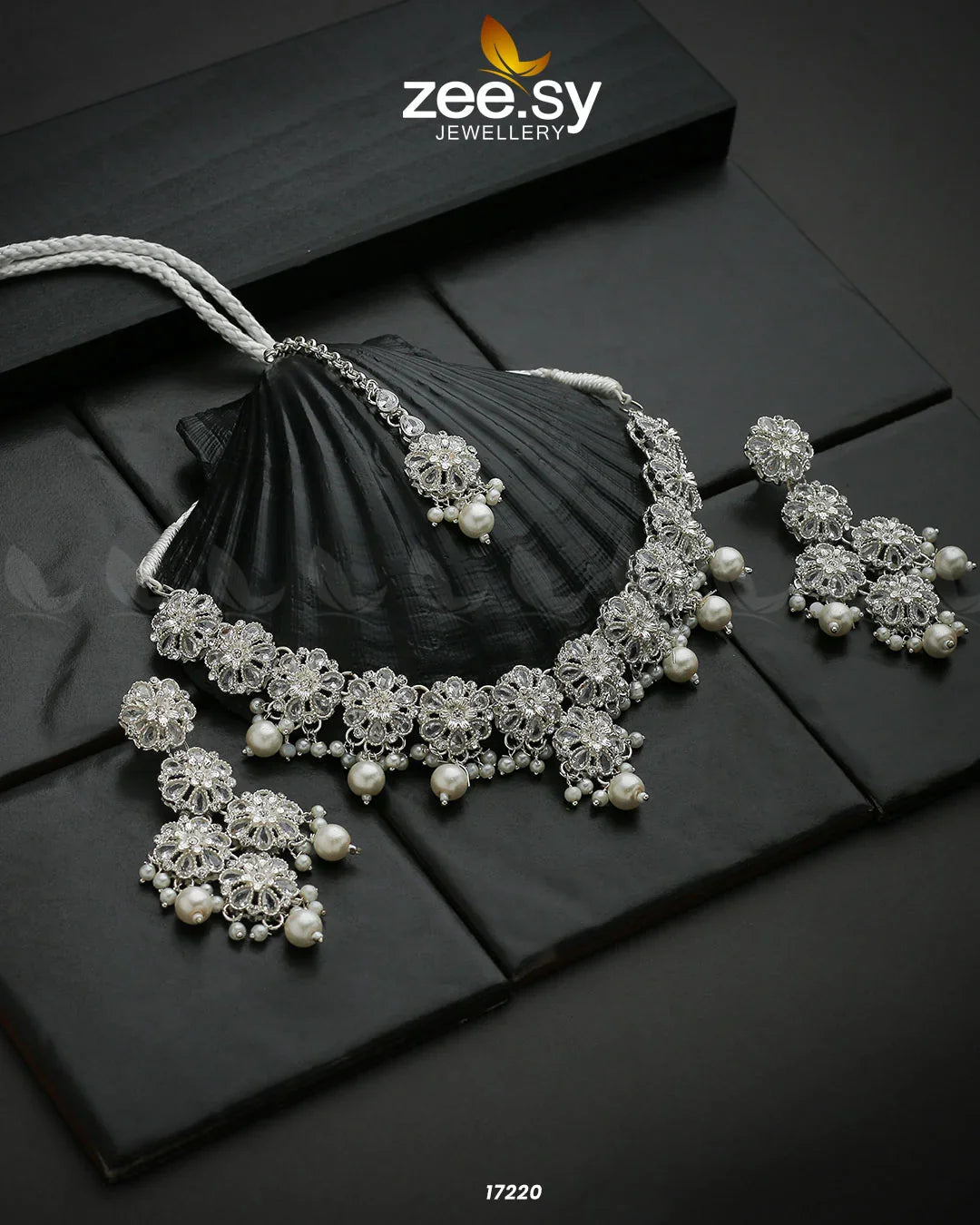 Magnolia Glimmer Necklace Silver White - Zeesy Jewellery