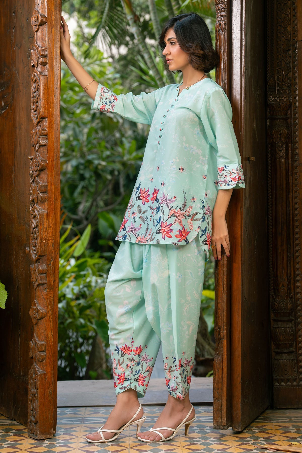 Shomi nairah