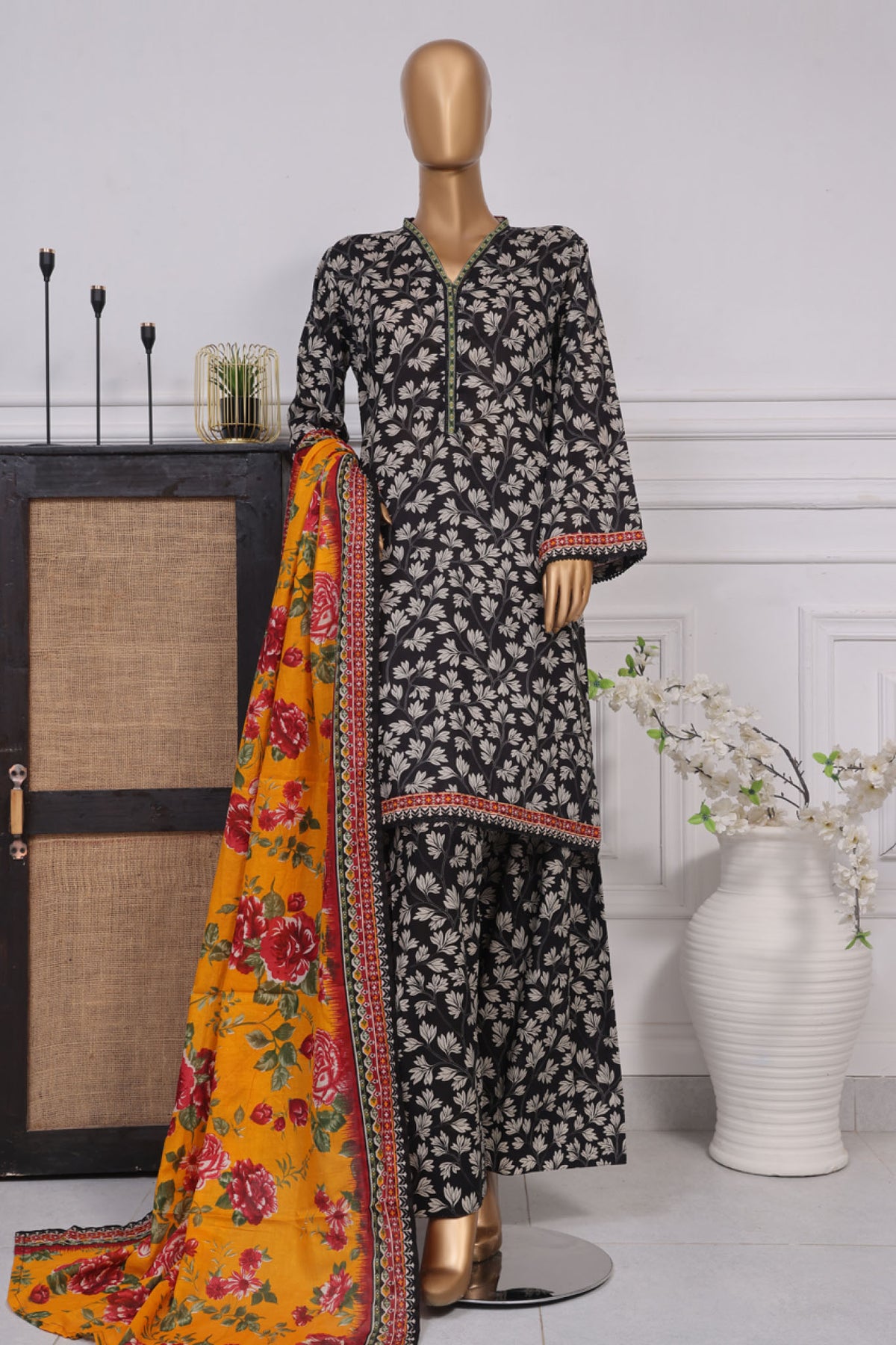 Bin Saeed Exclusive Printed Lawn With Farshi Shalwar Vol-03 Collection'2025-NSM-2144-Black