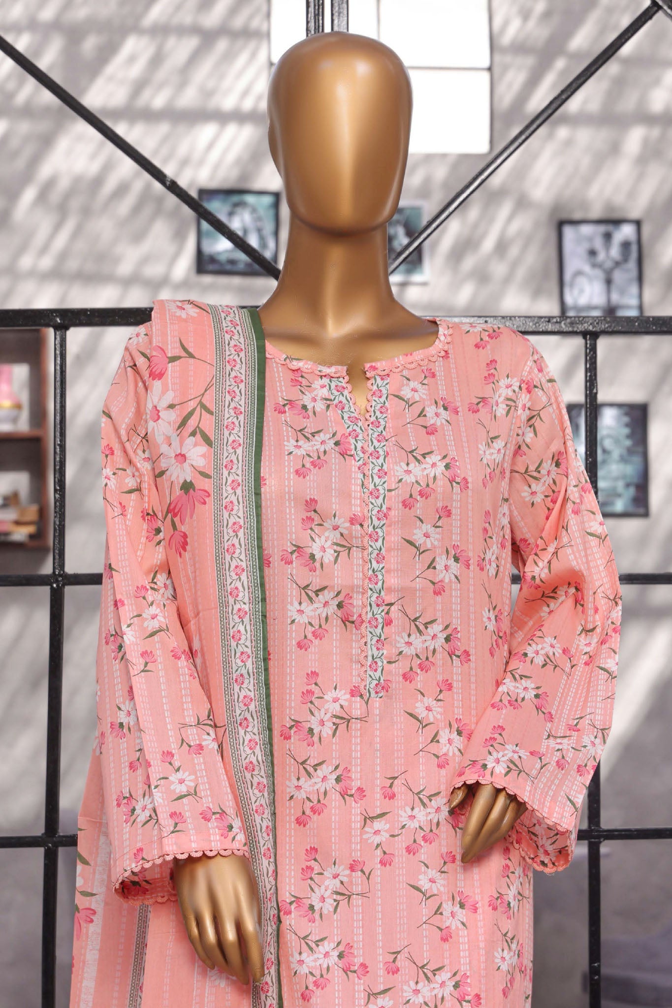 Bin Saeed Stitched 3 Piece Exclusive Printed Lawn Vol-07 Collection'2025-NSM-2196-Pink