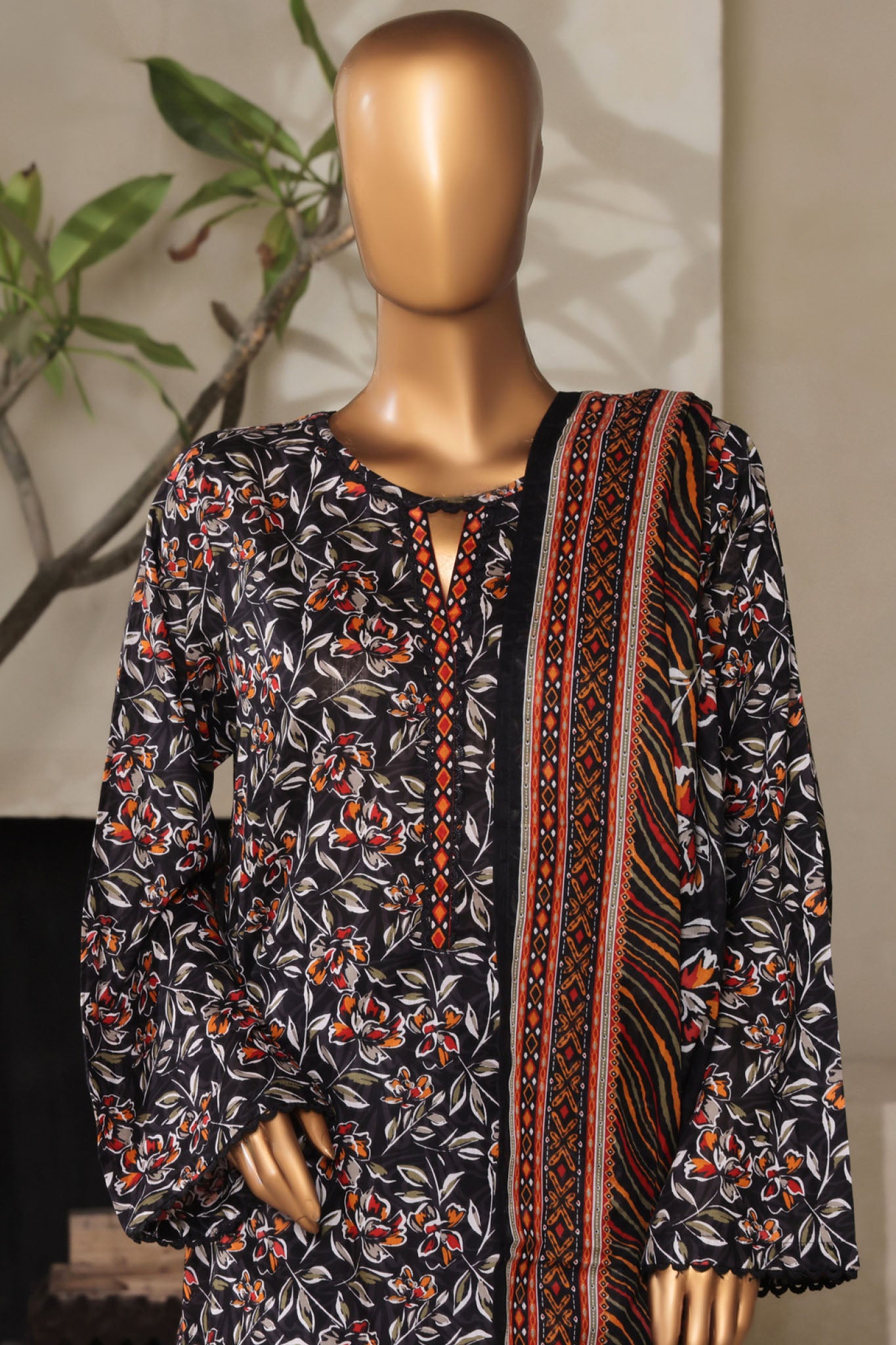 Bin Saeed Stitched 3 Piece Exclusive Printed Lawn Vol-07 Collection'2025-NSM-2207-Black