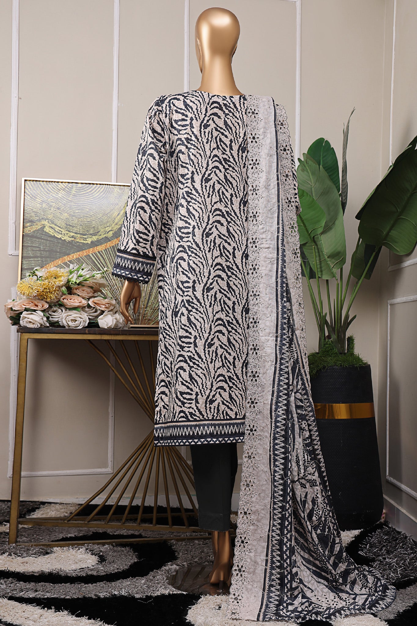 HZ Premium Unstitched 3 Piece Emb Lawn Vol-06 Collection'2025-PEC-538