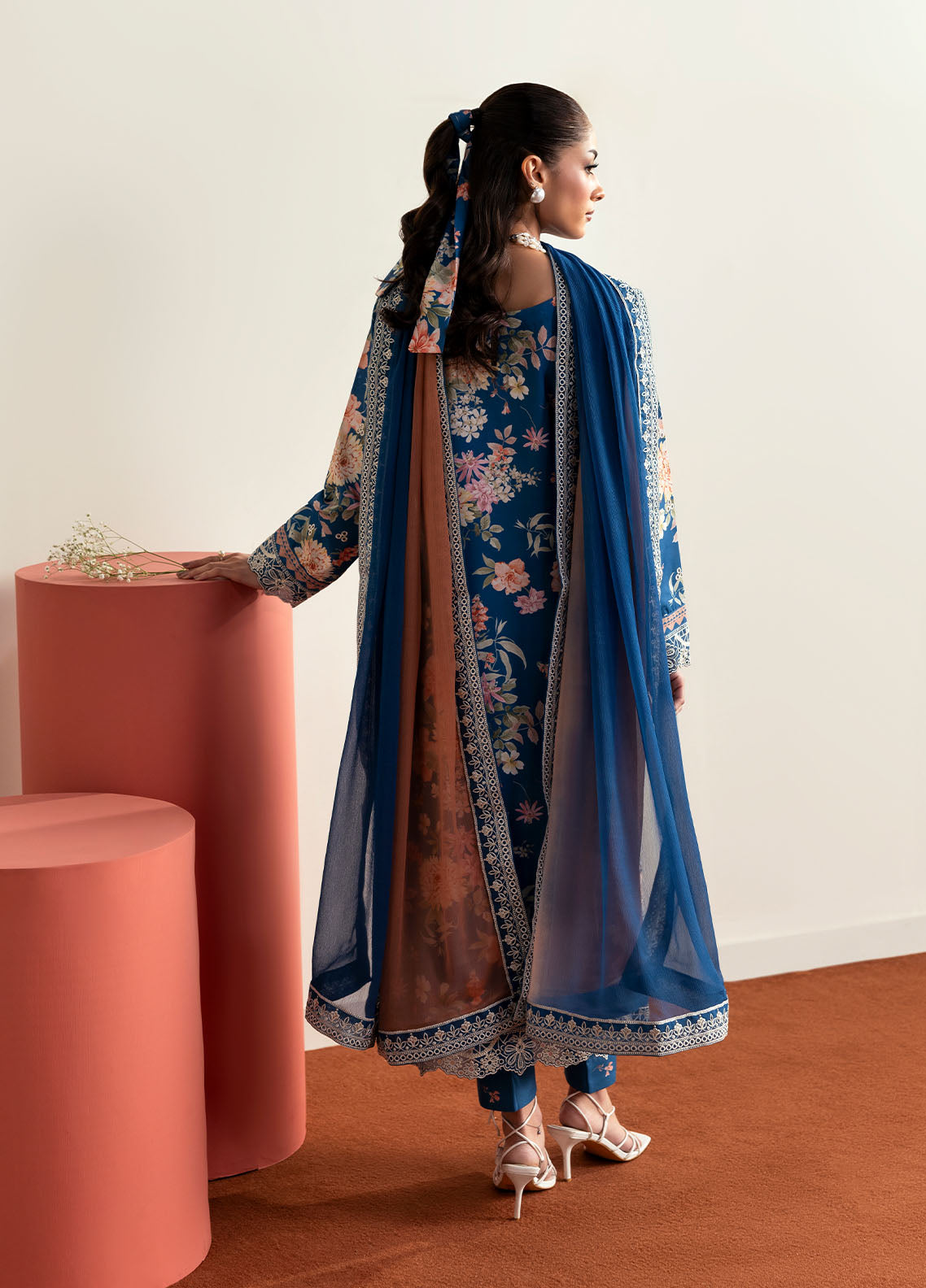 Gulaal Stitched 3 Piece Basic Lawn Collection'2025-Serenade