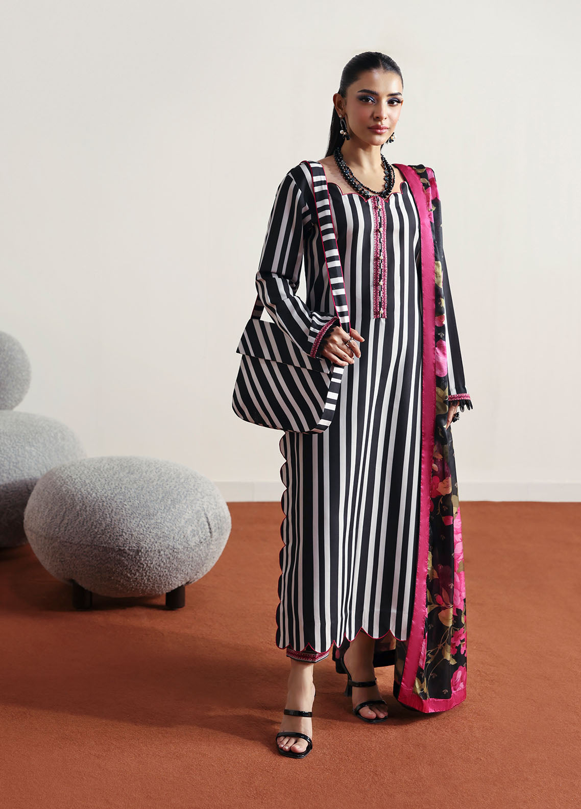 Gulaal Stitched 3 Piece Basic Lawn Collection'2025-Fleuron