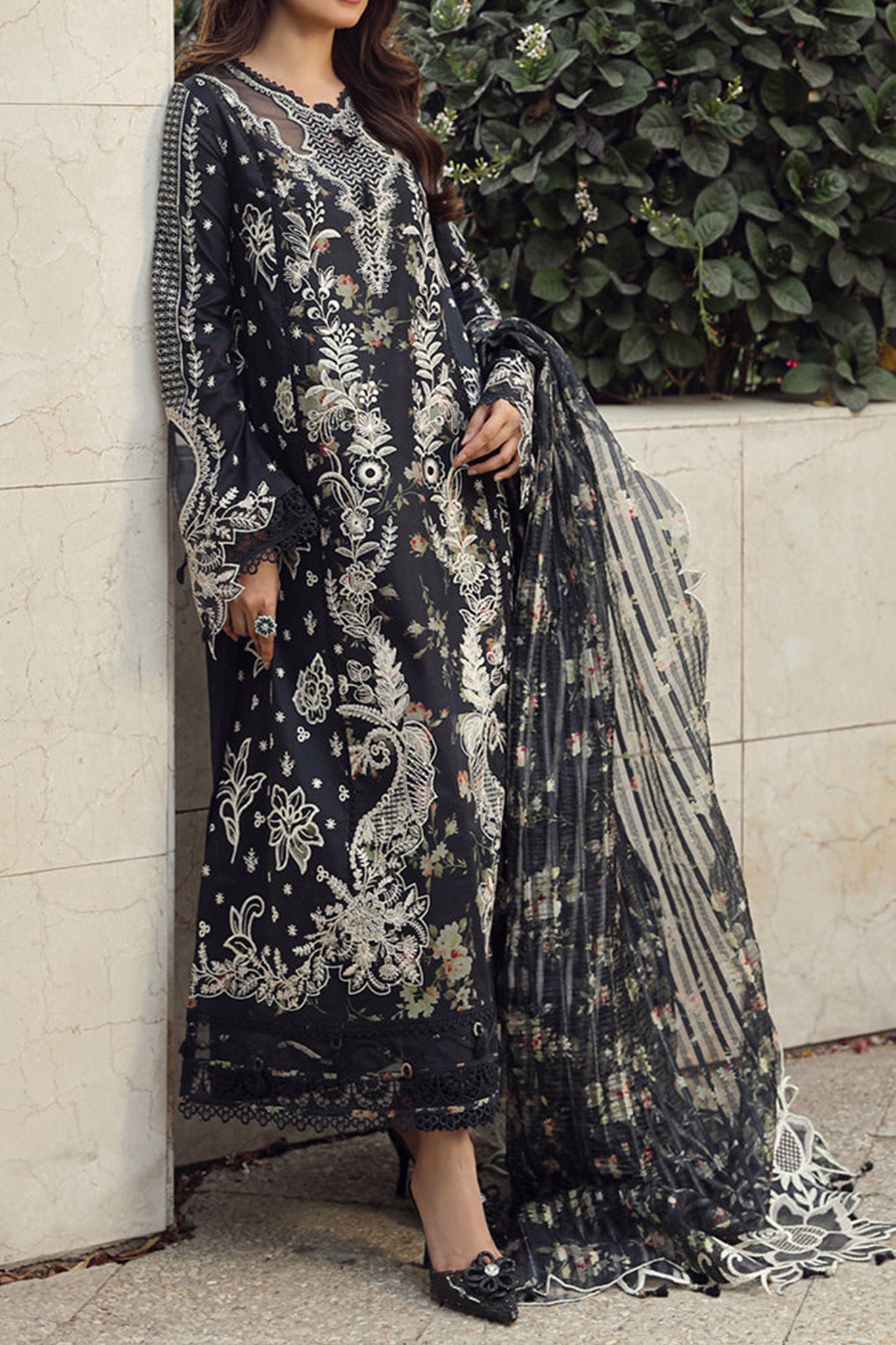 Qalamkar Unstitched 3 Piece Emb Festive Lawn Collection'2024-PS-07-Hamna