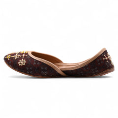 Ujaala Mughal - Maroon Jutti