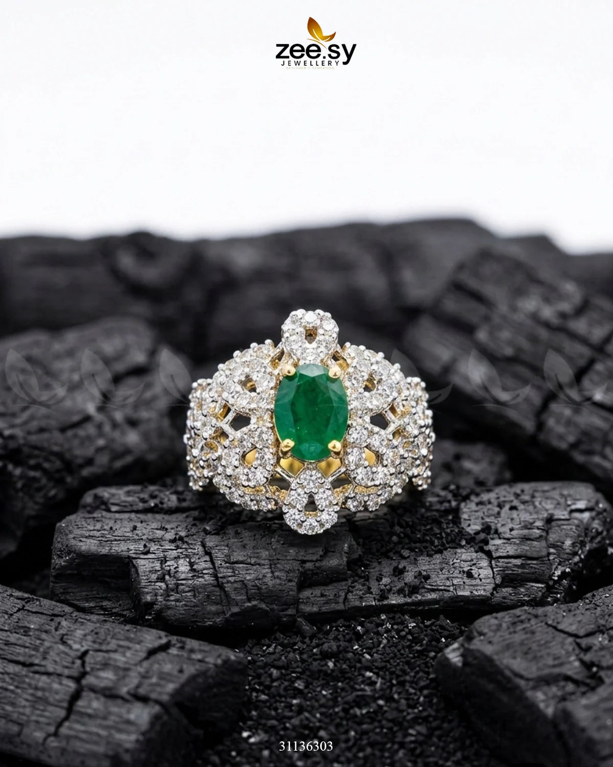 Queen’s Bold Stone Cluster Ring