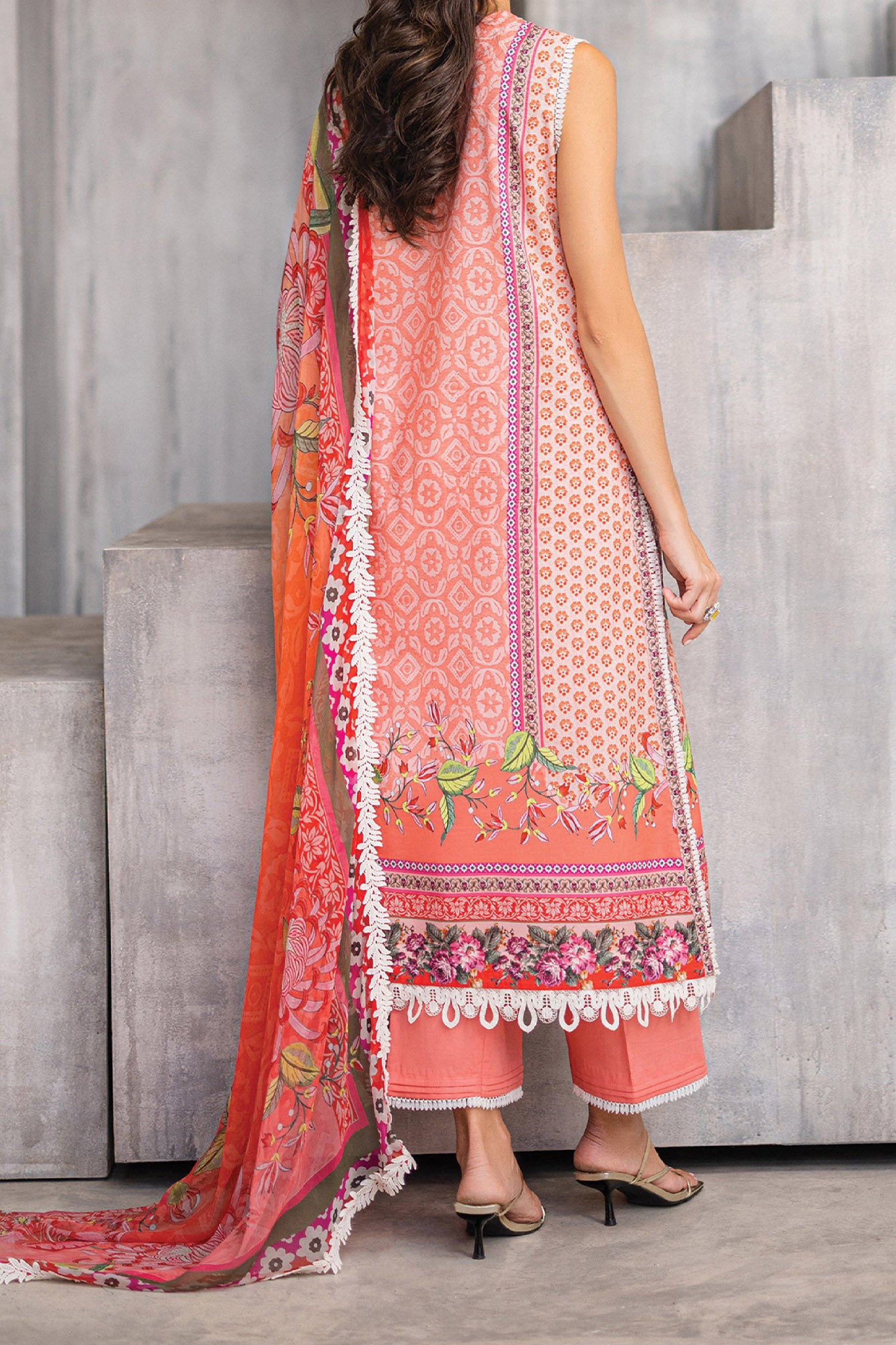 Azalea By Roheenaz Unstitched 3 Piece Printed Lawn Collection'2024-RNZ-04-A-Radiant Rose