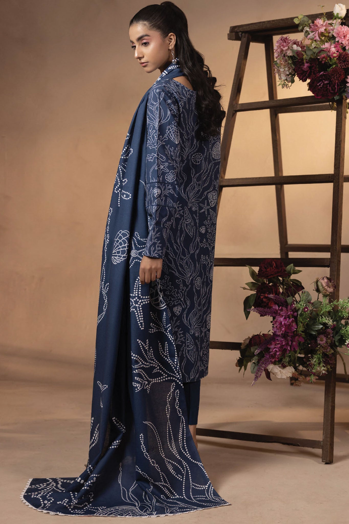 Raya By Humdum Unstitched 3 Piece Printed Khaddar Collection'2024-D-09