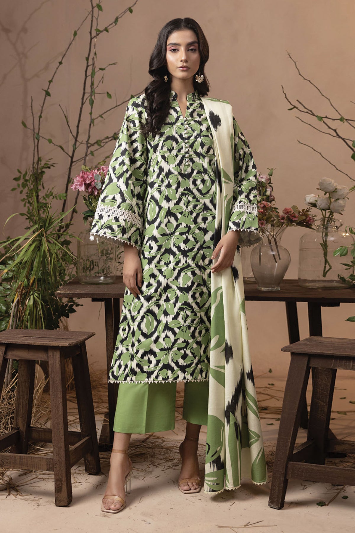 Raya By Humdum Unstitched 3 Piece Printed Khaddar Collection'2024-D-11