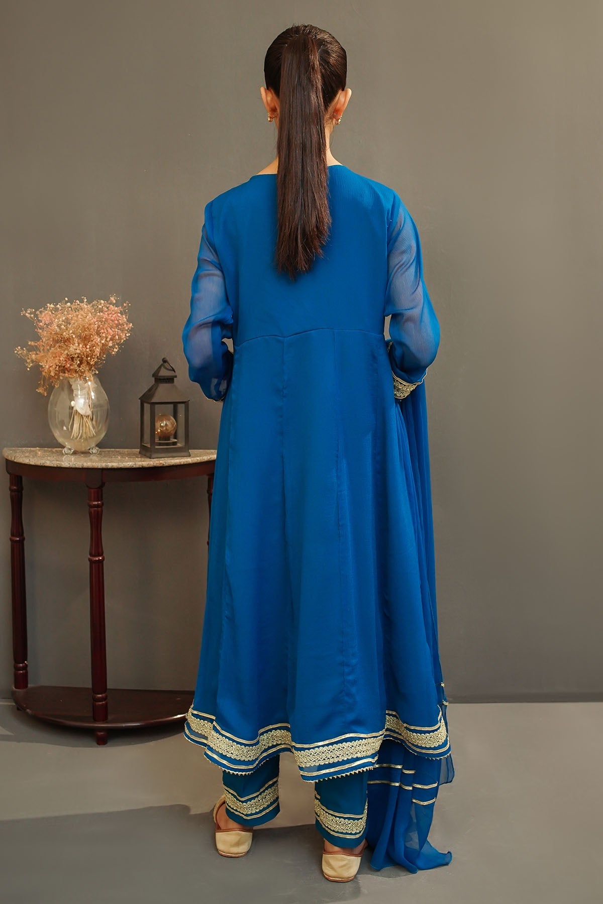 Ochre Clothing Girls Full Suits Chiffon Hand Adda Work 3 Pc Suit