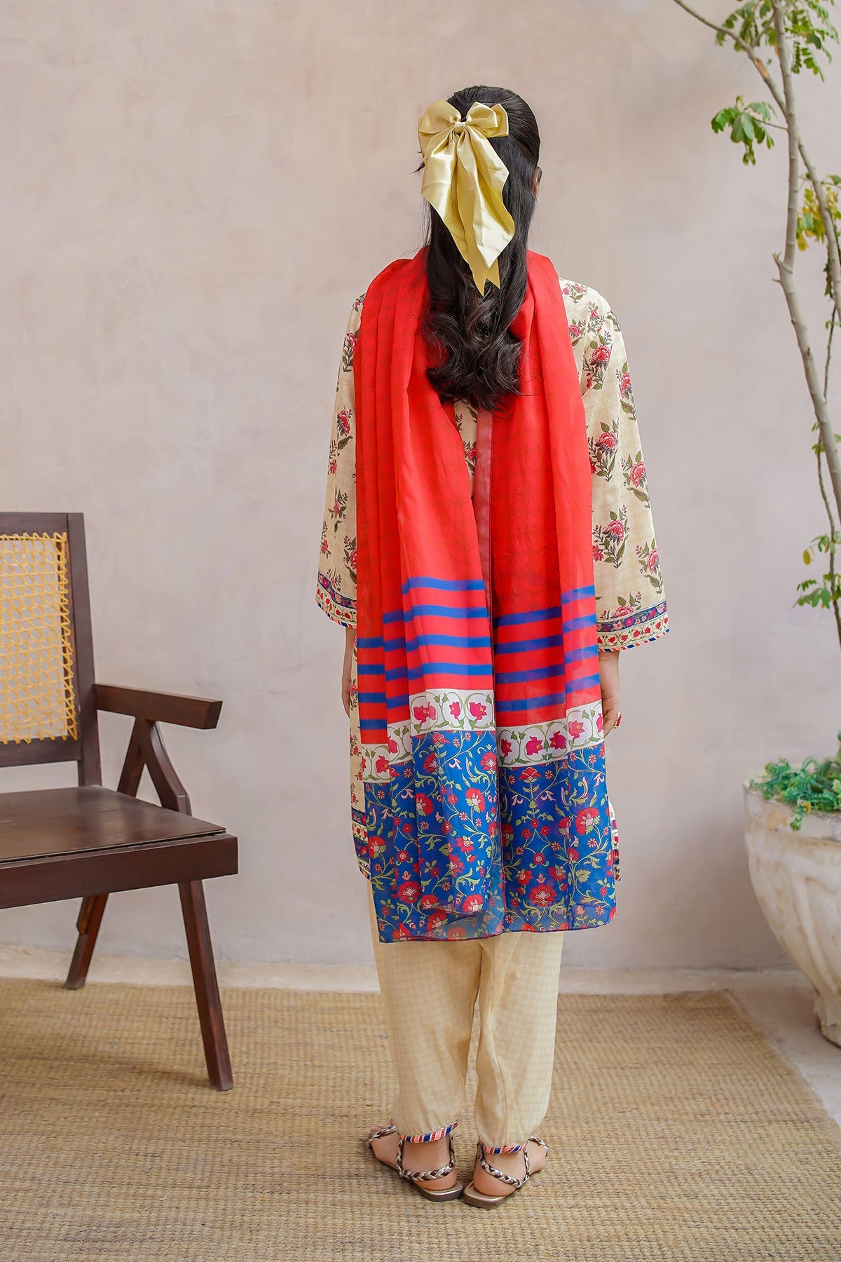 Ochre Clothing Girls Full Suits Swiss Lawn Digital Printed 3 Pc Suit