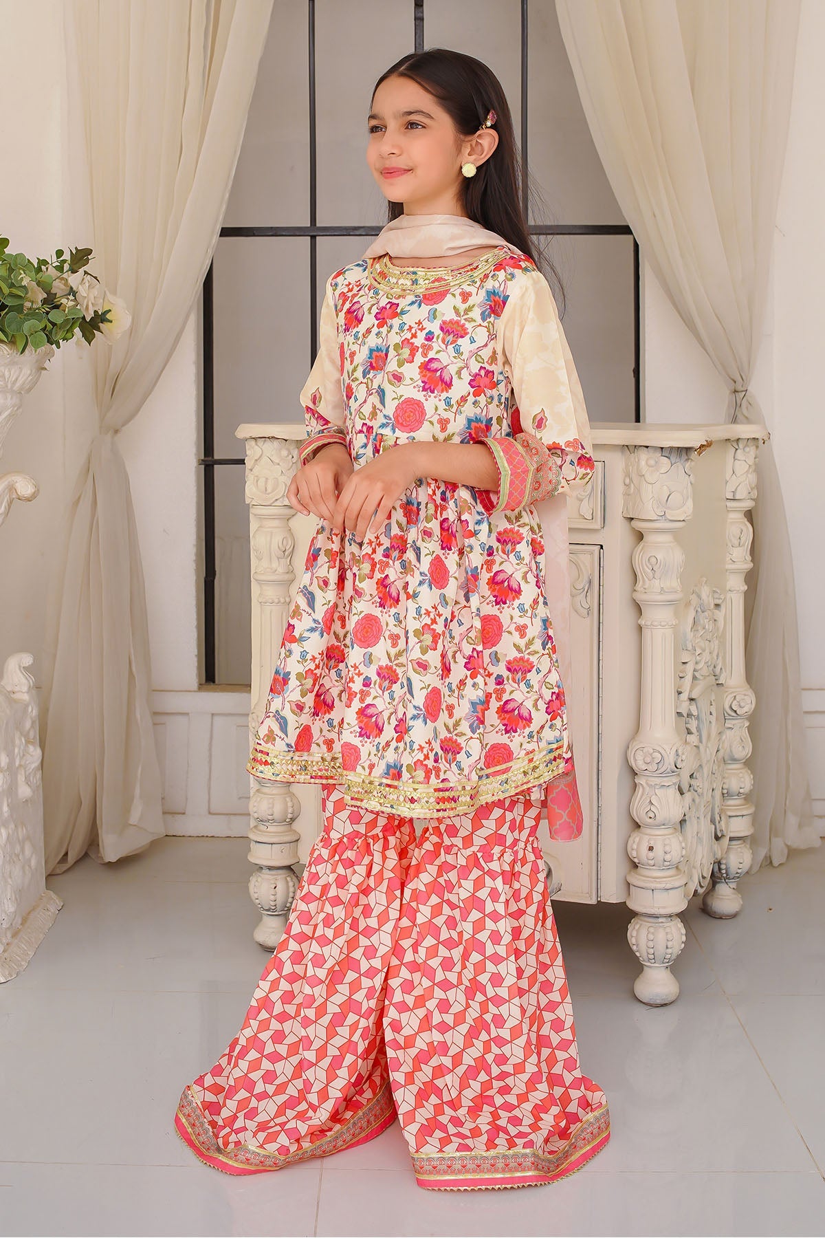 Swiss Lawn Digital Printed 3 Pc Suit - Wear Ochre