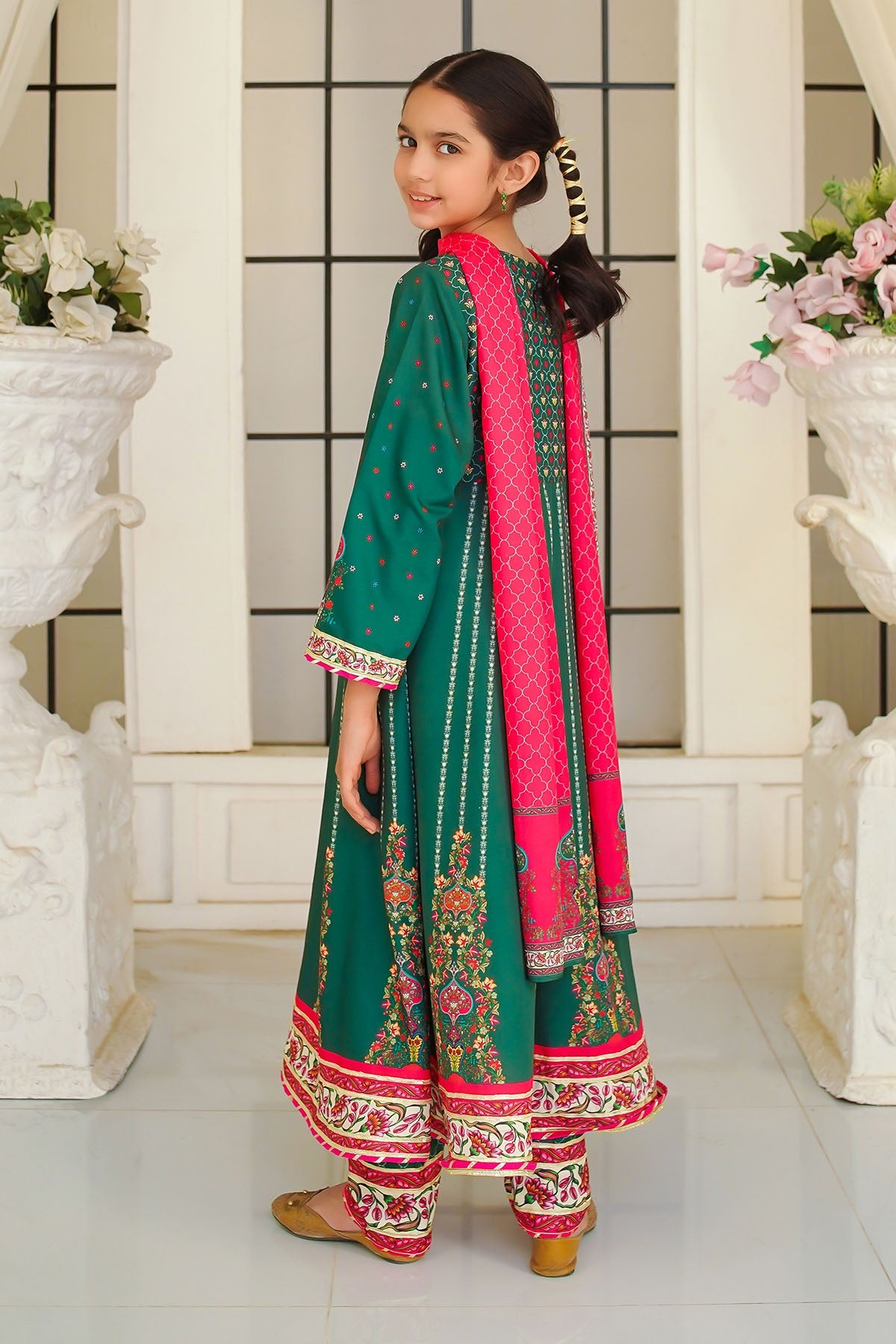 Ochre Clothing Girls Full Suits Swiss Lawn Digital Printed 3 Pc Suit