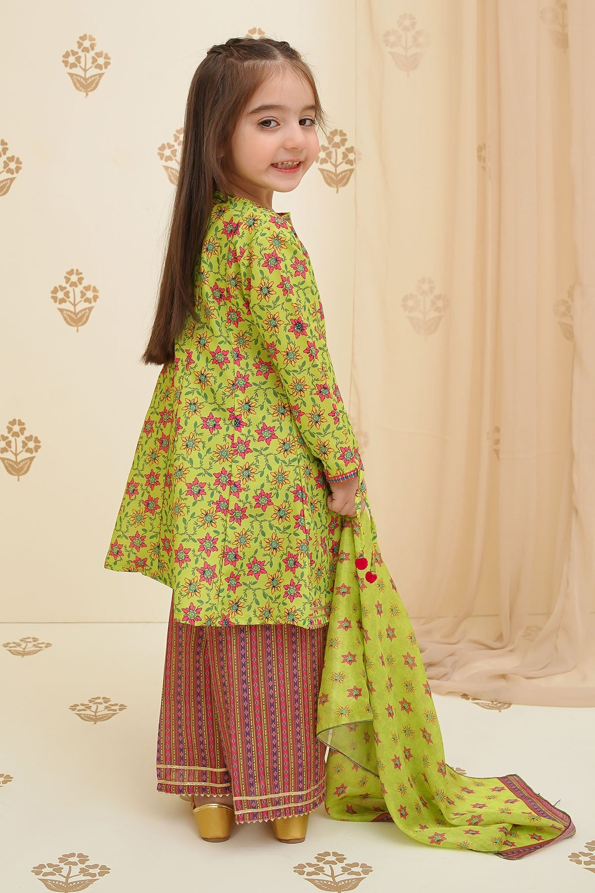 Swiss Lawn Digital Printed 3 Pc Suit - Wear Ochre