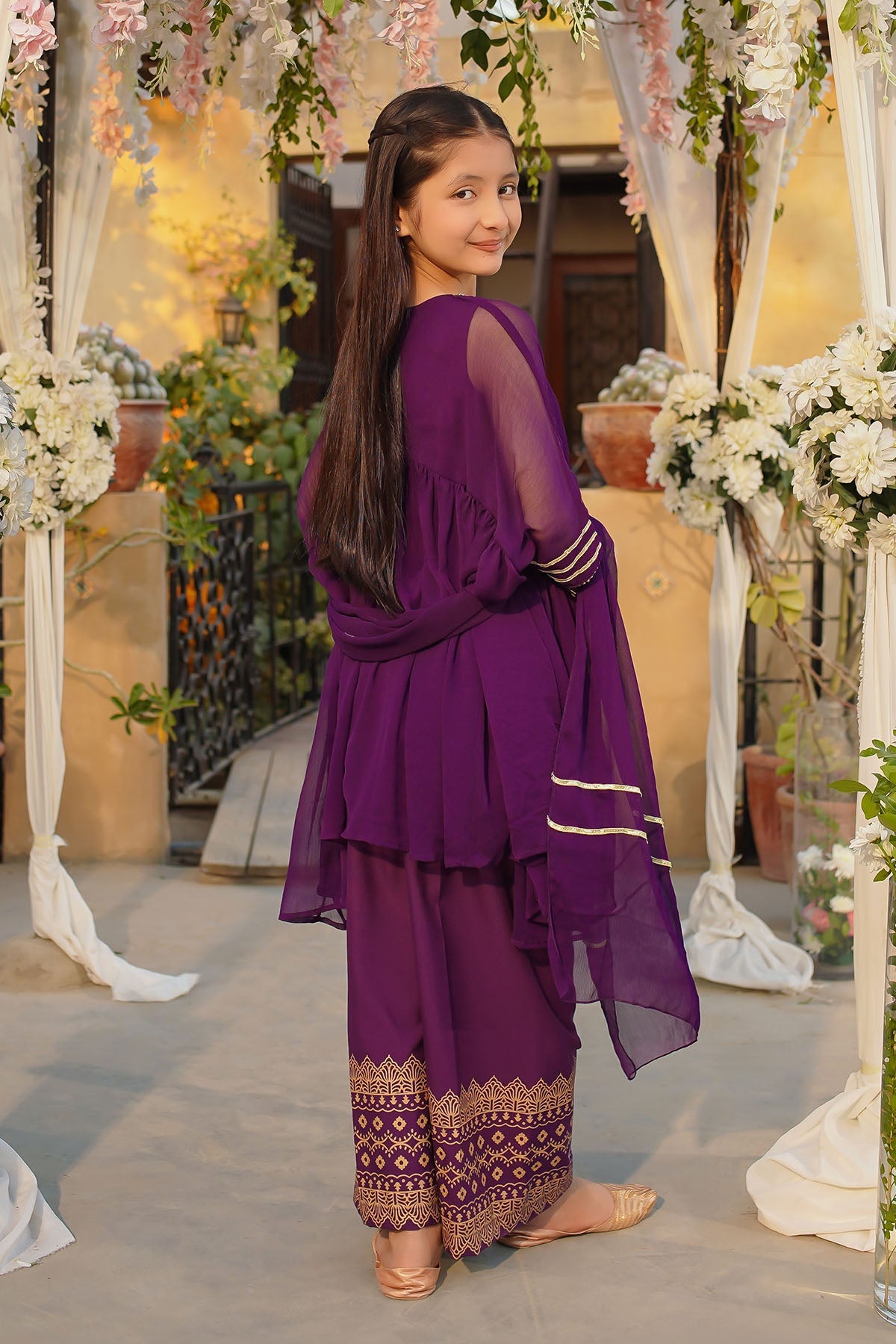 Ochre Clothing Girls Full Suits Chiffon Hand Adda Work 3 Pc Suit