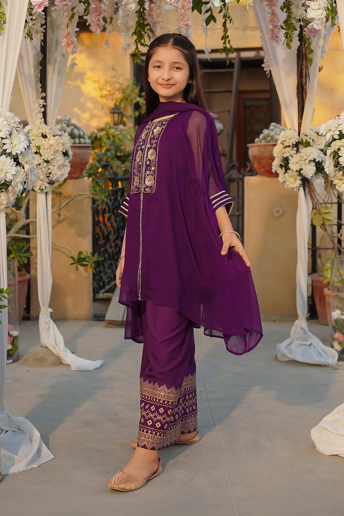 Ochre Clothing Girls Full Suits Chiffon Hand Adda Work 3 Pc Suit