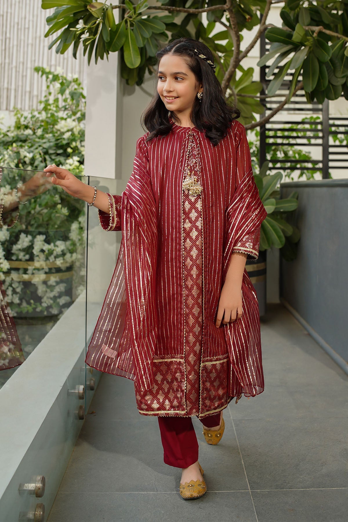 Ochre Clothing Zari Jacquard Hand Adda Work 3 Pc Suit Collection'2025-SHD-12