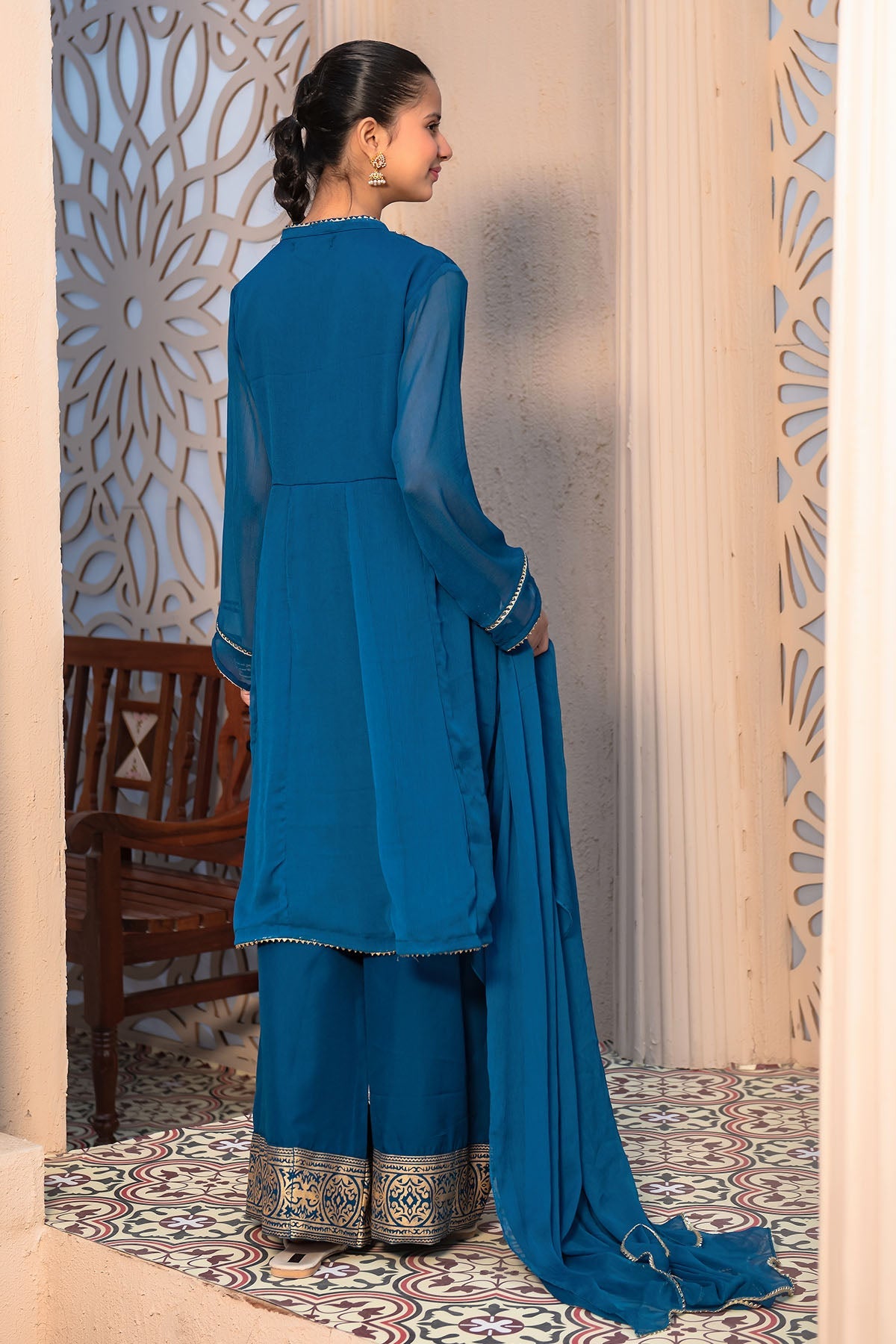 Ochre Clothing Girls Full Suits Chiffon Hand Adda Work 3 Pc Suit