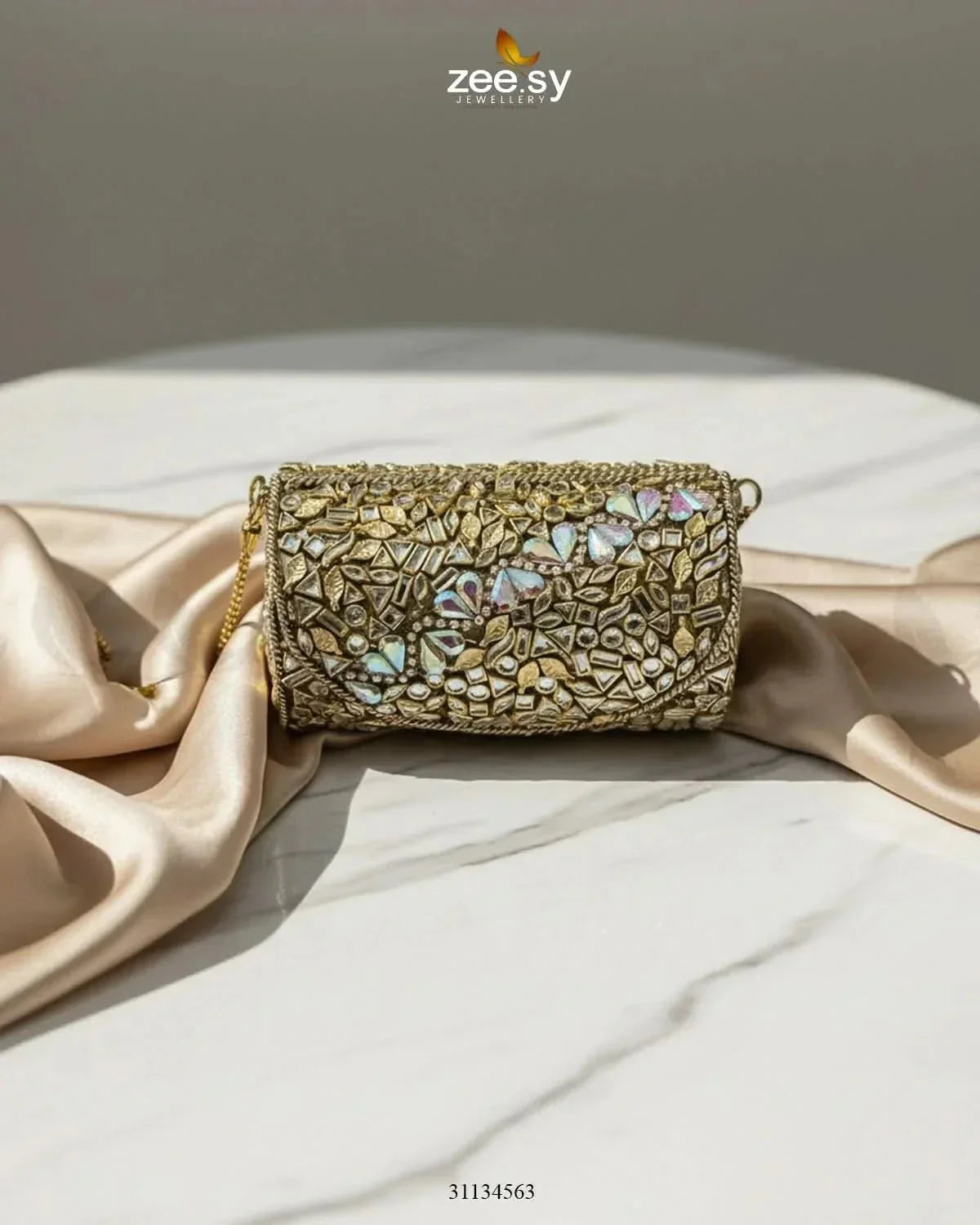 Rich Leaf Vine Clutch Bag