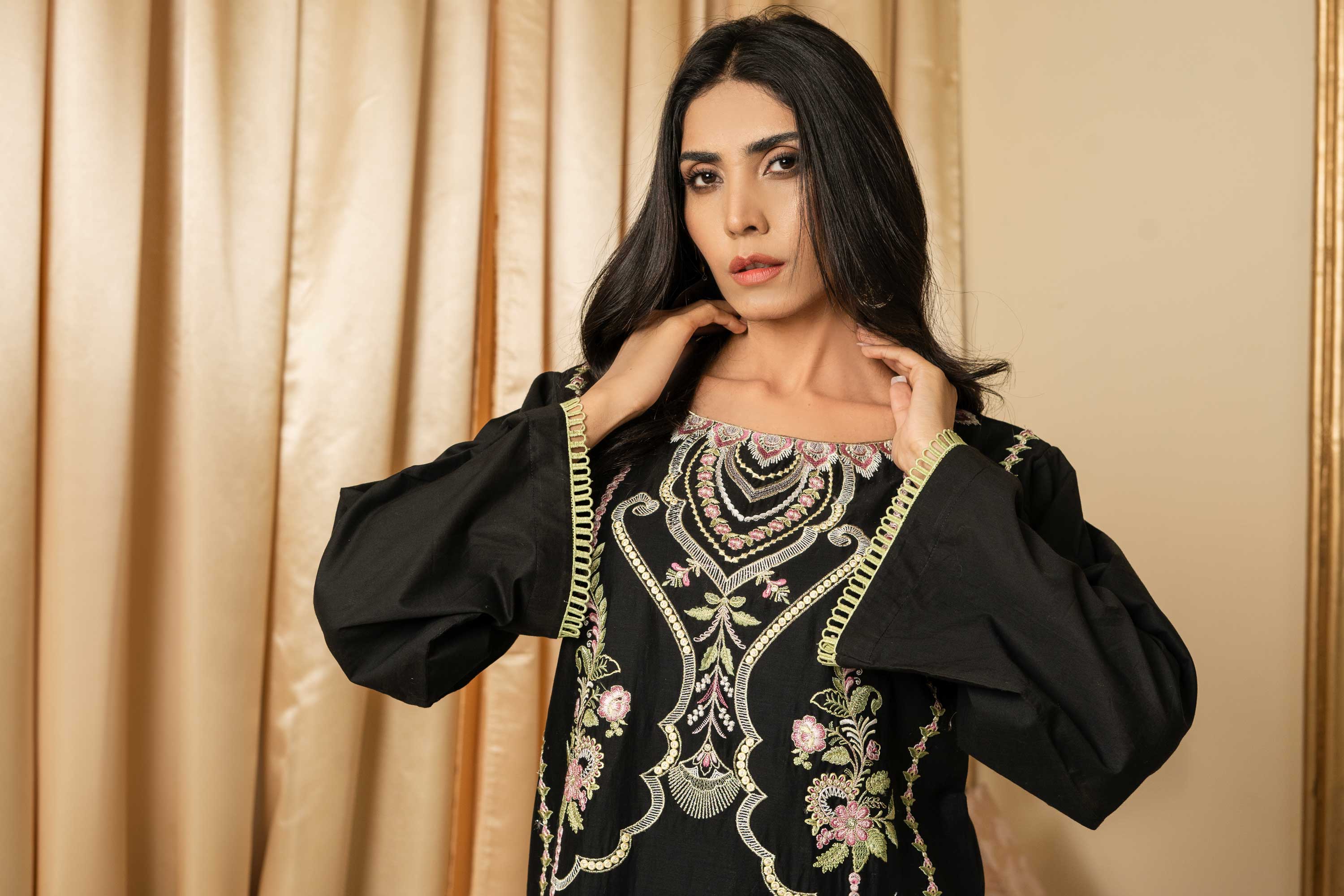 Aayra Stitched Summer Collection'2025-AY0040 - Dreamy Garden 2Pc