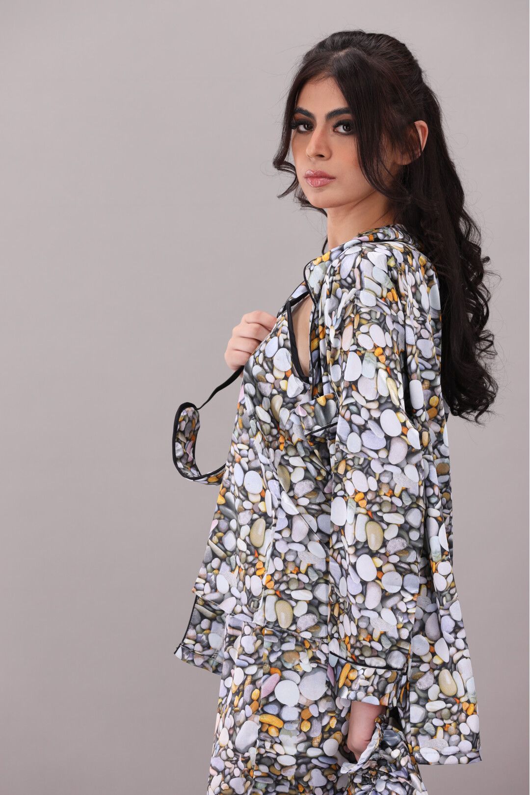 Studio By Arj Eshaal Omani Moonlight Bliss Nightwear – Elegant & Soft for Dreamy Nights Silky Finish Night Dress For Women and Girls 7 Piece Night Wear Women's Pajama Sets