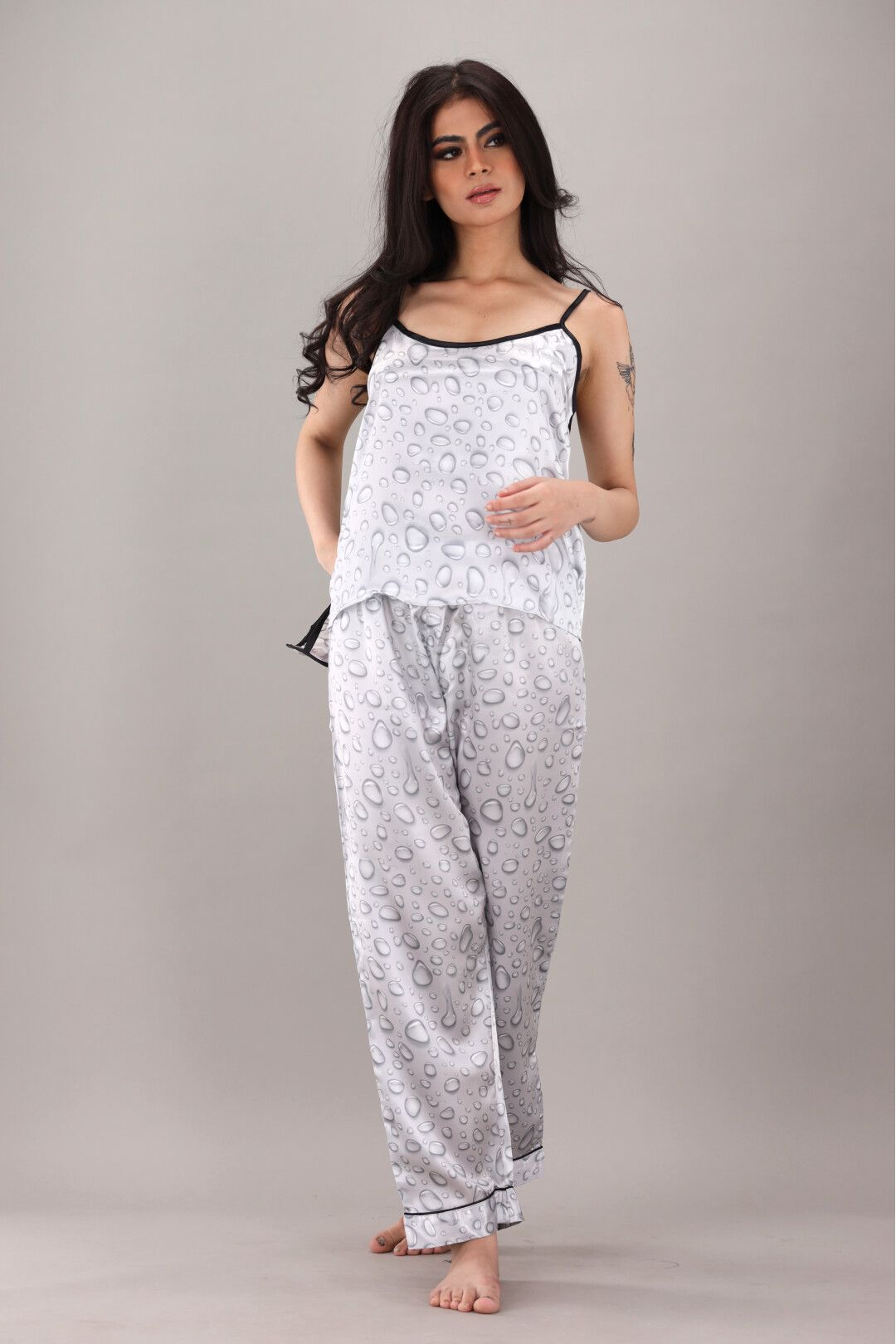 Studio By Arj Eshaal Omani Serenity Nightwear – Plush & Premium Sleepwear Silky Finish Night Dress For Women and Girls 7 Piece Night Wear Women's Pajama Sets