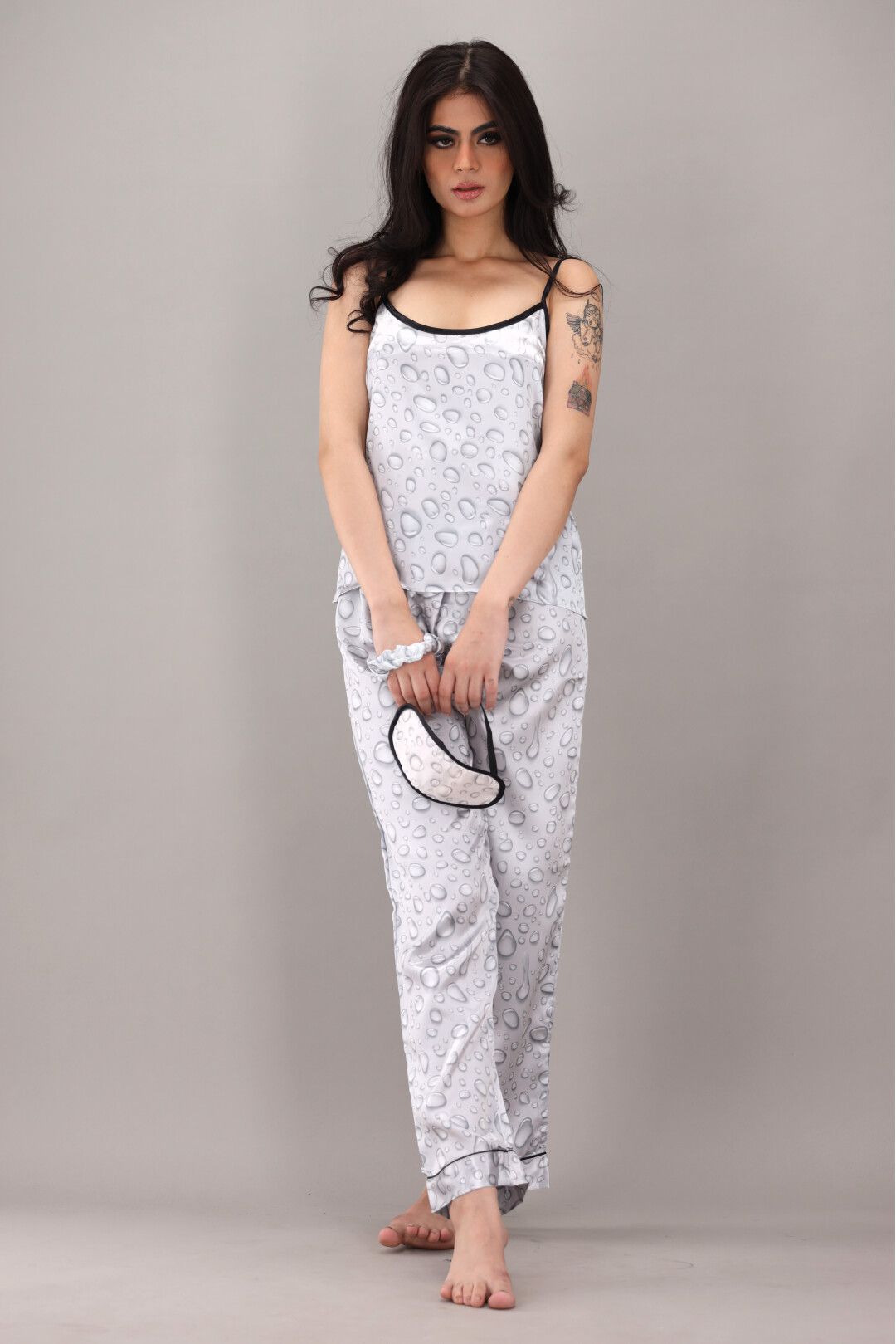 Studio By Arj Eshaal Omani Serenity Nightwear – Plush & Premium Sleepwear Silky Finish Night Dress For Women and Girls 7 Piece Night Wear Women's Pajama Sets