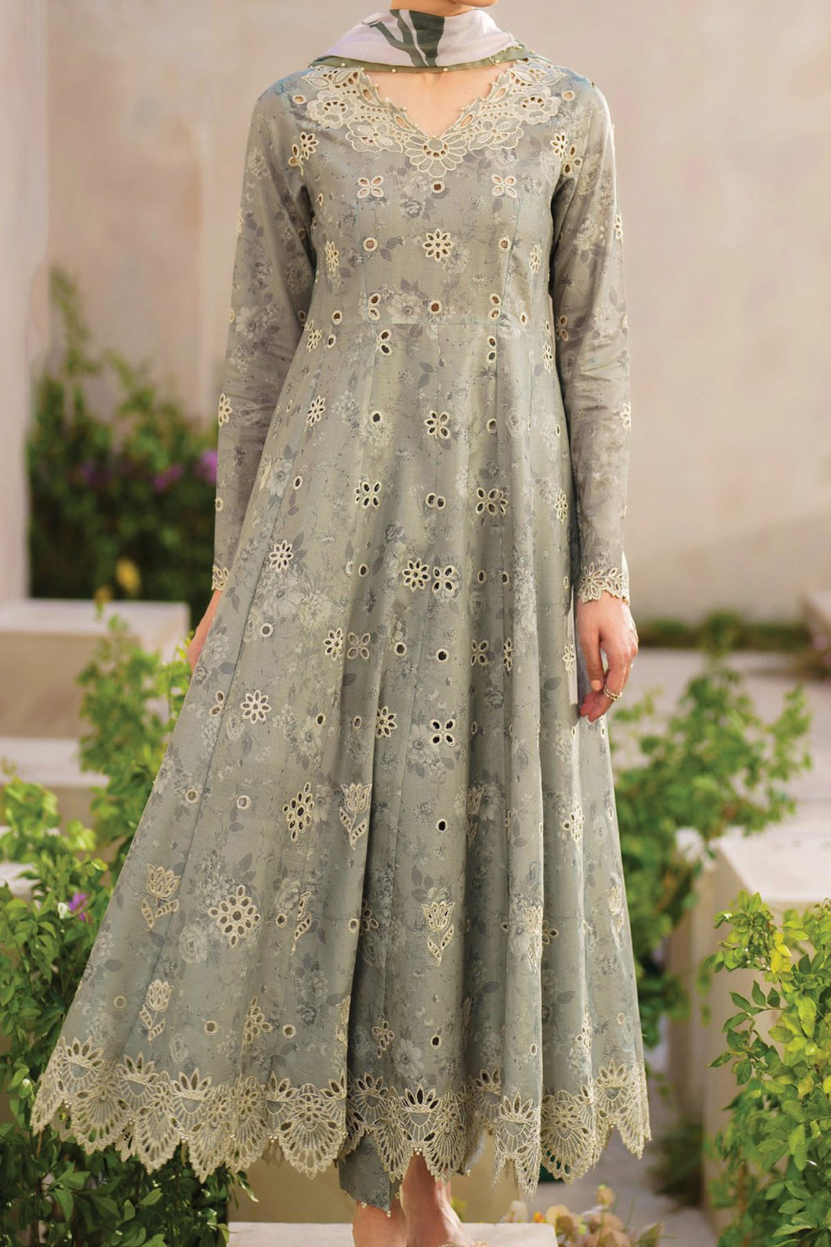 Iznik Unstitched 3 Piece Festive Embroidered Lawn Collection'2024-SFL-10