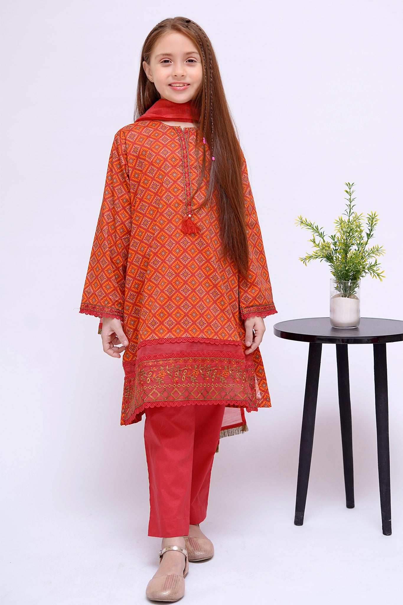 Shanzey Stitched 3 Piece Mid Summer Emb Lawn Collection'2024-SHK-2801