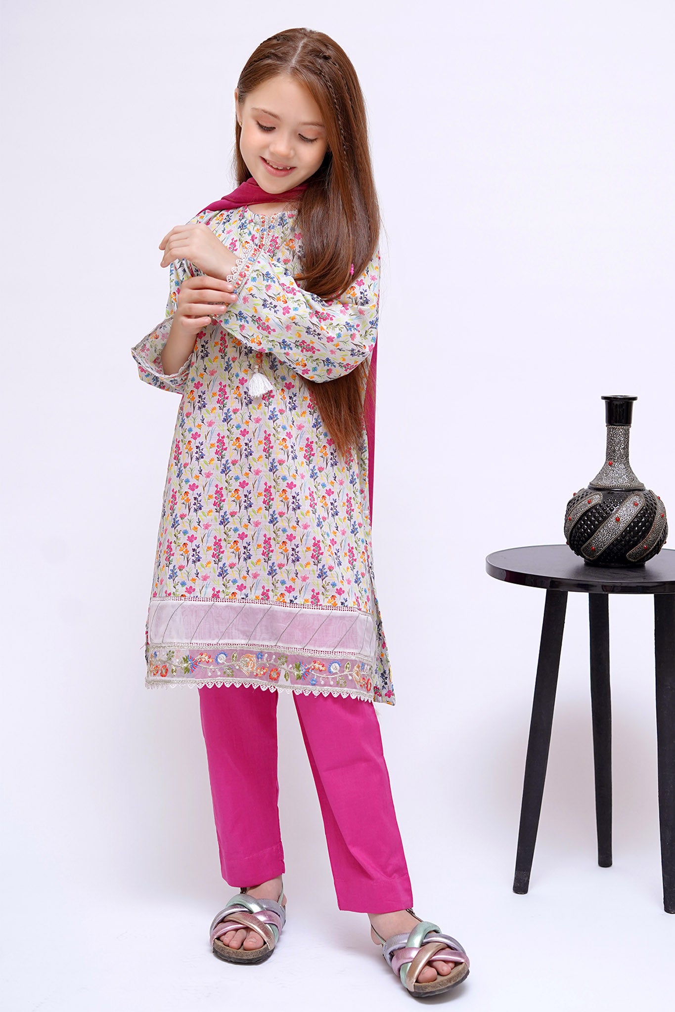 Shanzey Stitched 3 Piece Mid Summer Emb Lawn Collection'2024-SHK-2804