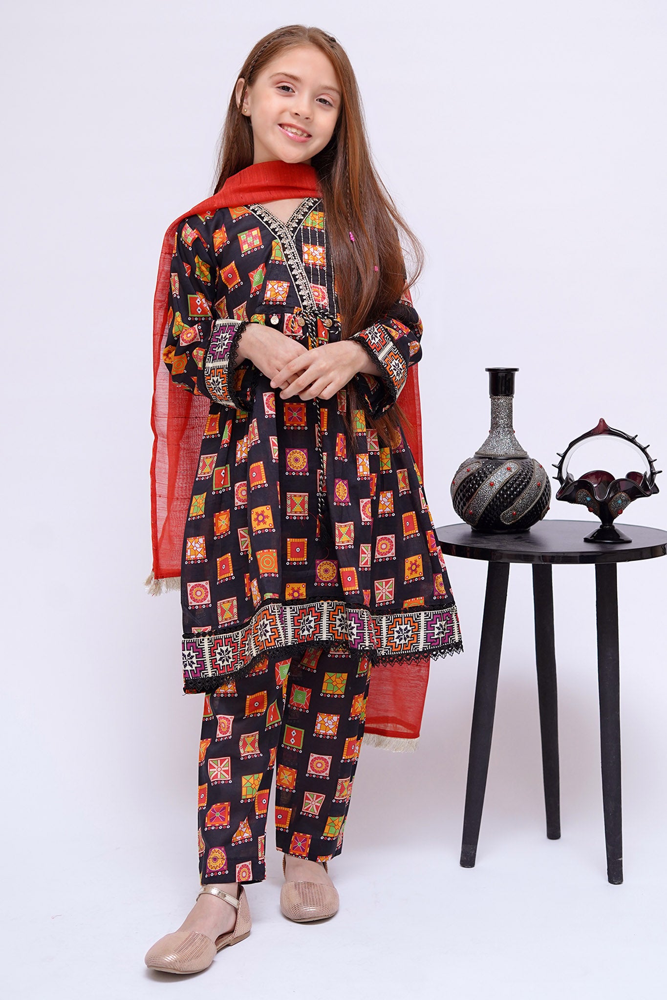 Shanzey Stitched 3 Piece Mid Summer Emb Lawn Collection'2024-SHK-2807