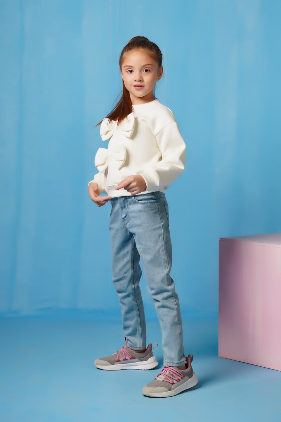 Sprinkles Stitched 1 Piece Winter Shirts Kids Collection'2025-Bow Charm Sweatshirt - Cream White