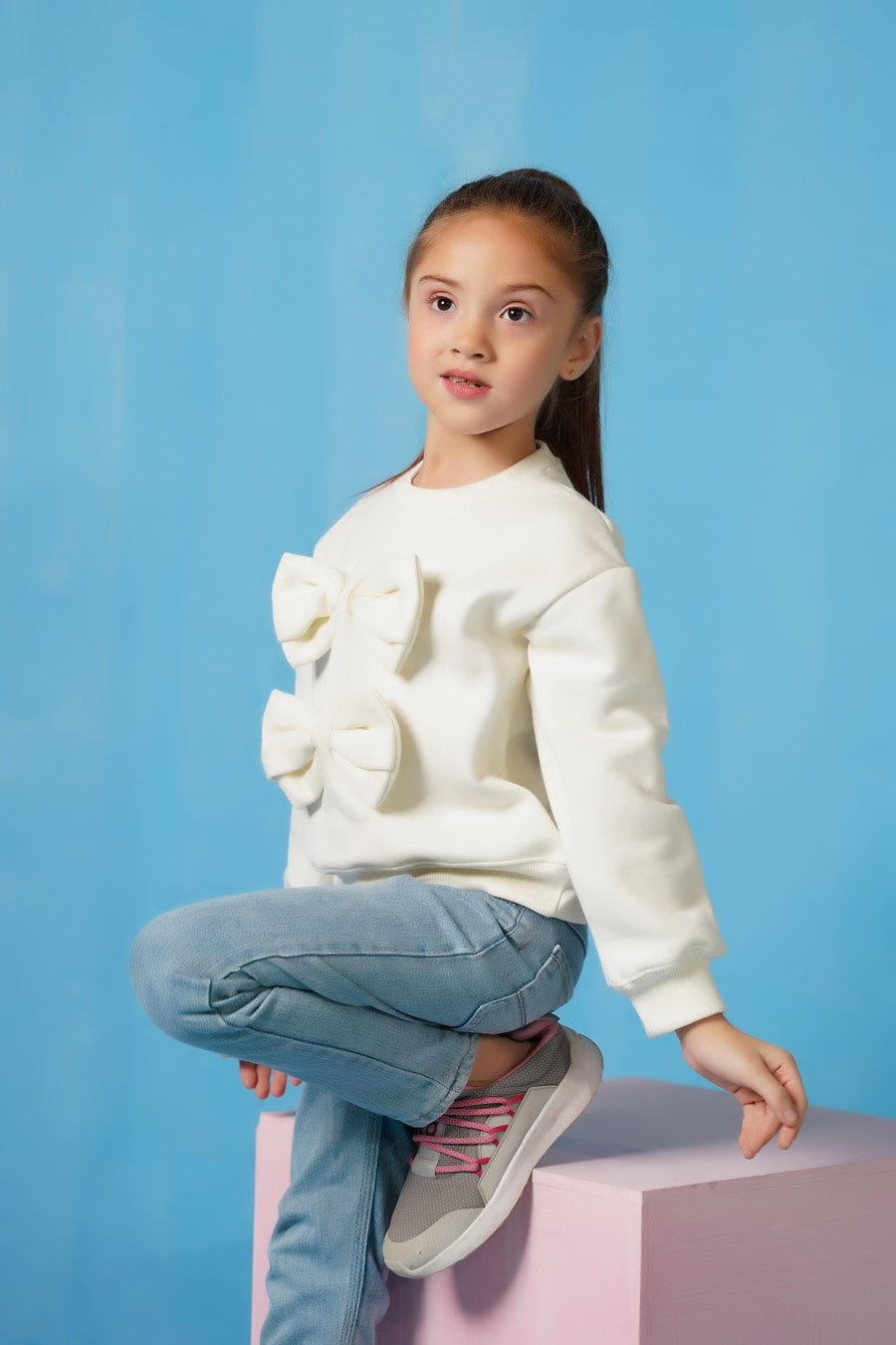 Sprinkles Stitched 1 Piece Winter Shirts Kids Collection'2025-Bow Charm Sweatshirt - Cream White