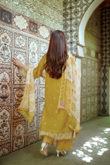 Bahar e Nau By Aayra Stitched 3 Piece Emb Lawn Suit-LL008SP1
