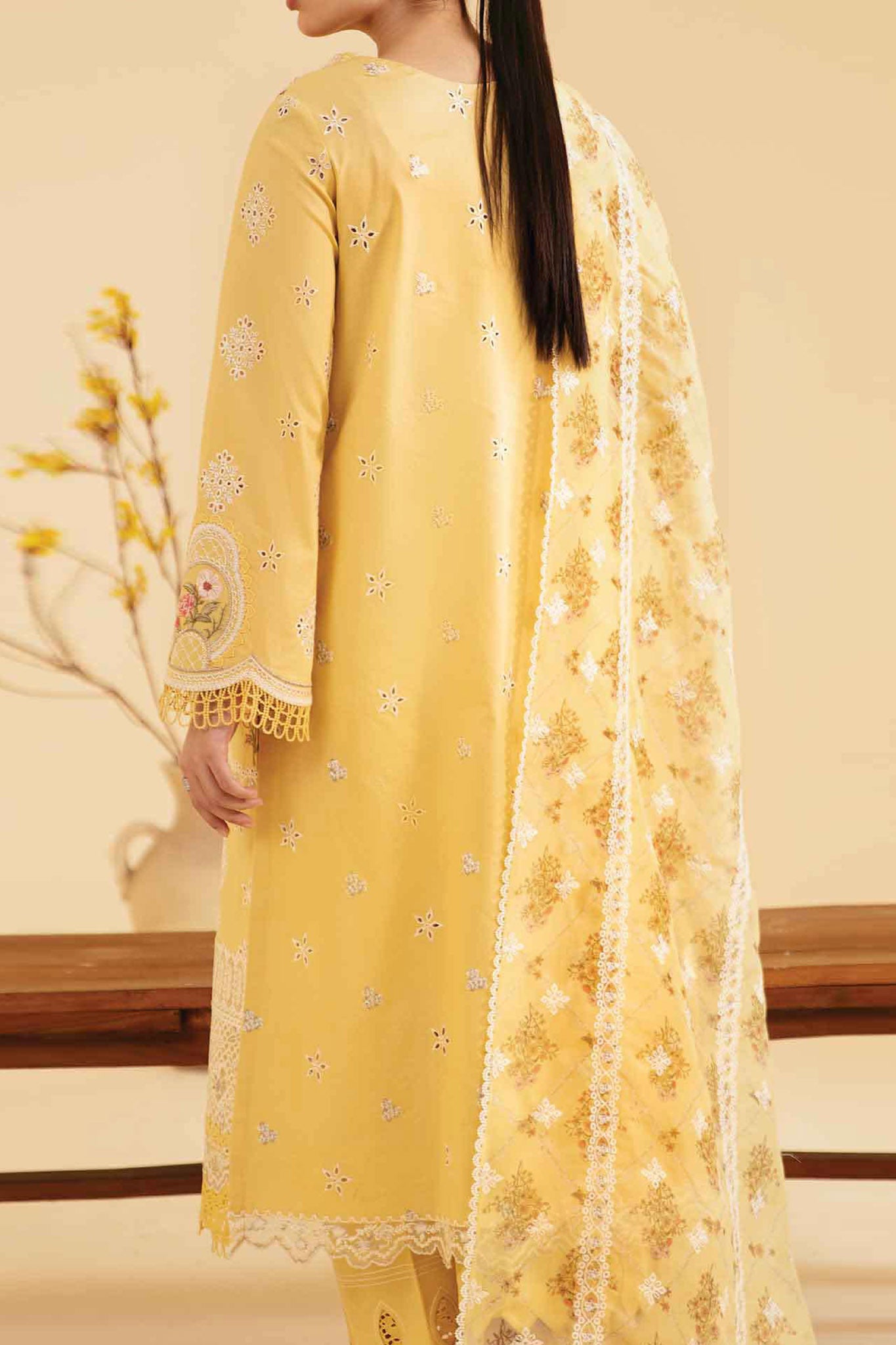 Qlinekari By Qalamkar Unstitched 3 Piece Emb Lawn Collection'2024-SQ-12-Zhian