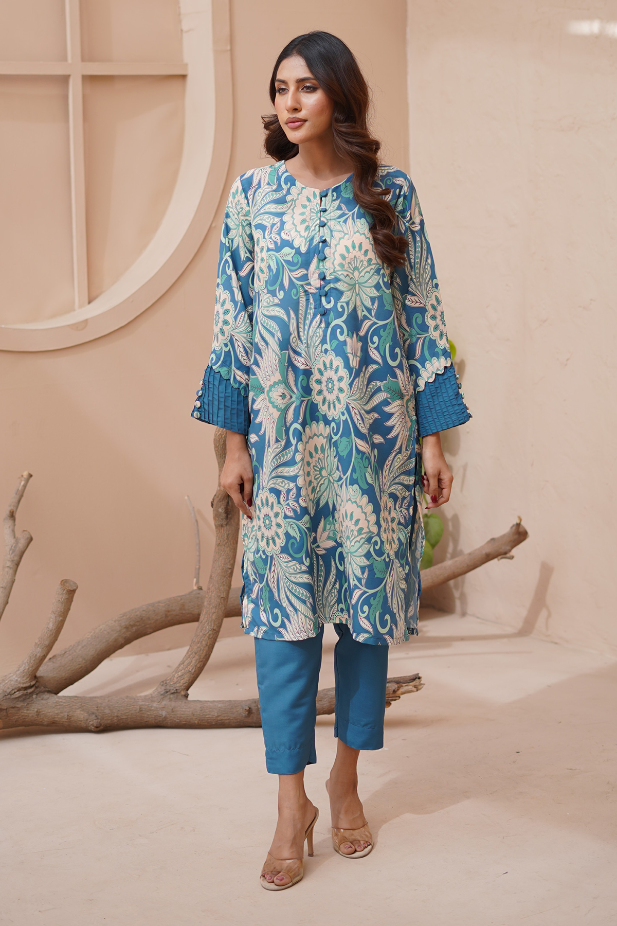 Shomi nairah