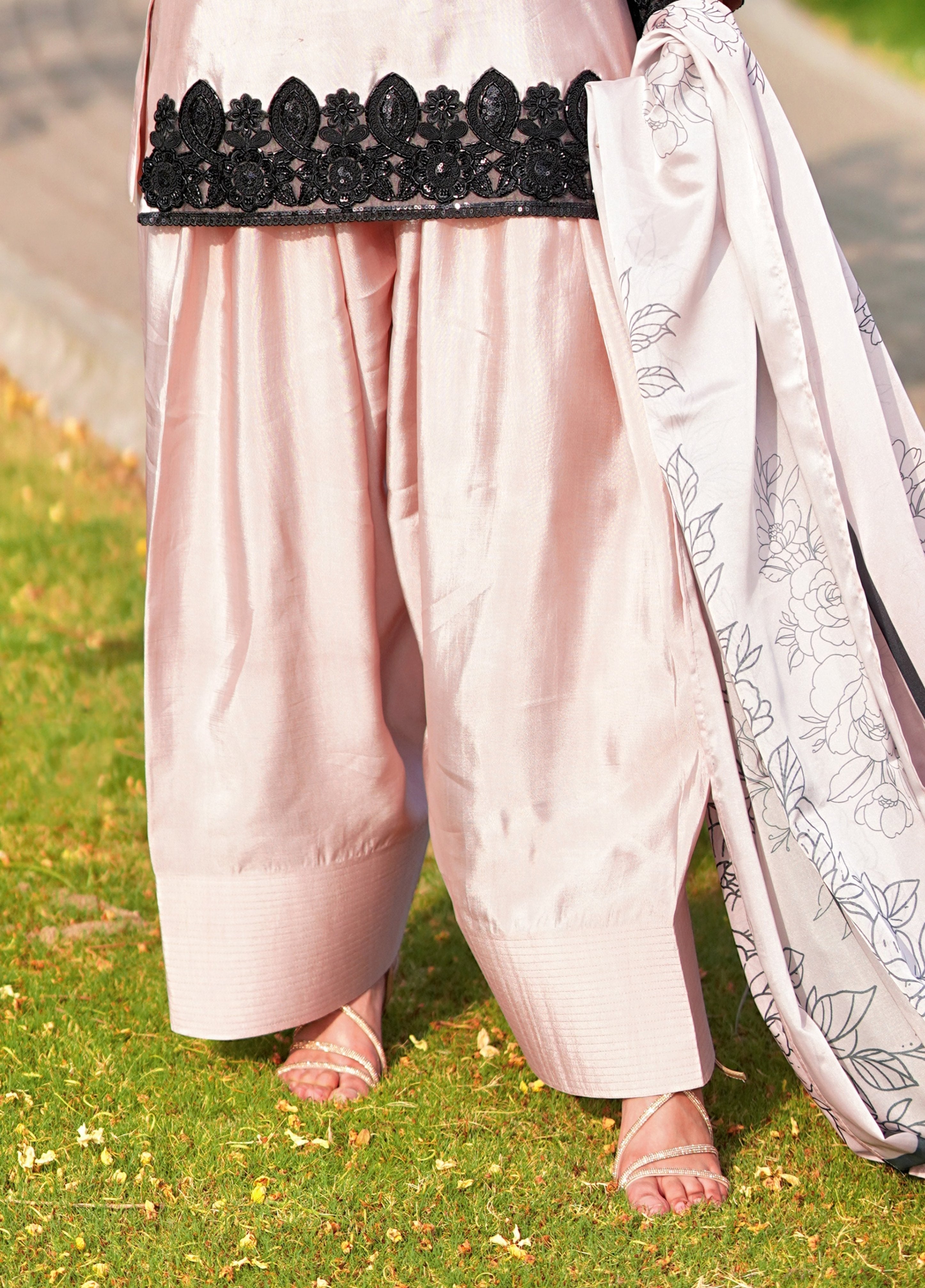 Stitch Vibes Rosee Pure Silk Farshi Shalwar