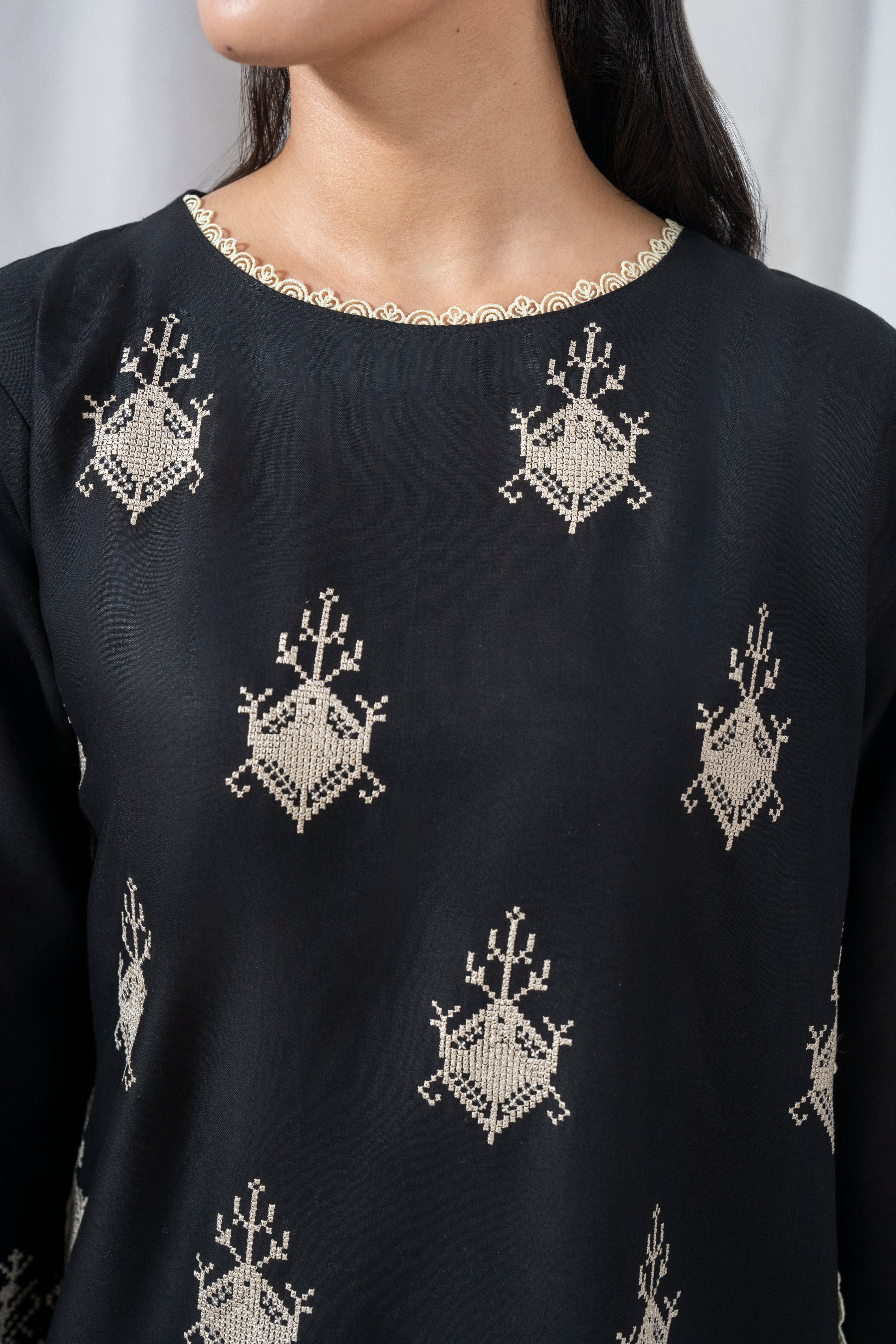 Zoya Zafar Stitched 2 Piece Cotton Collection'2025-Cross stitch Style