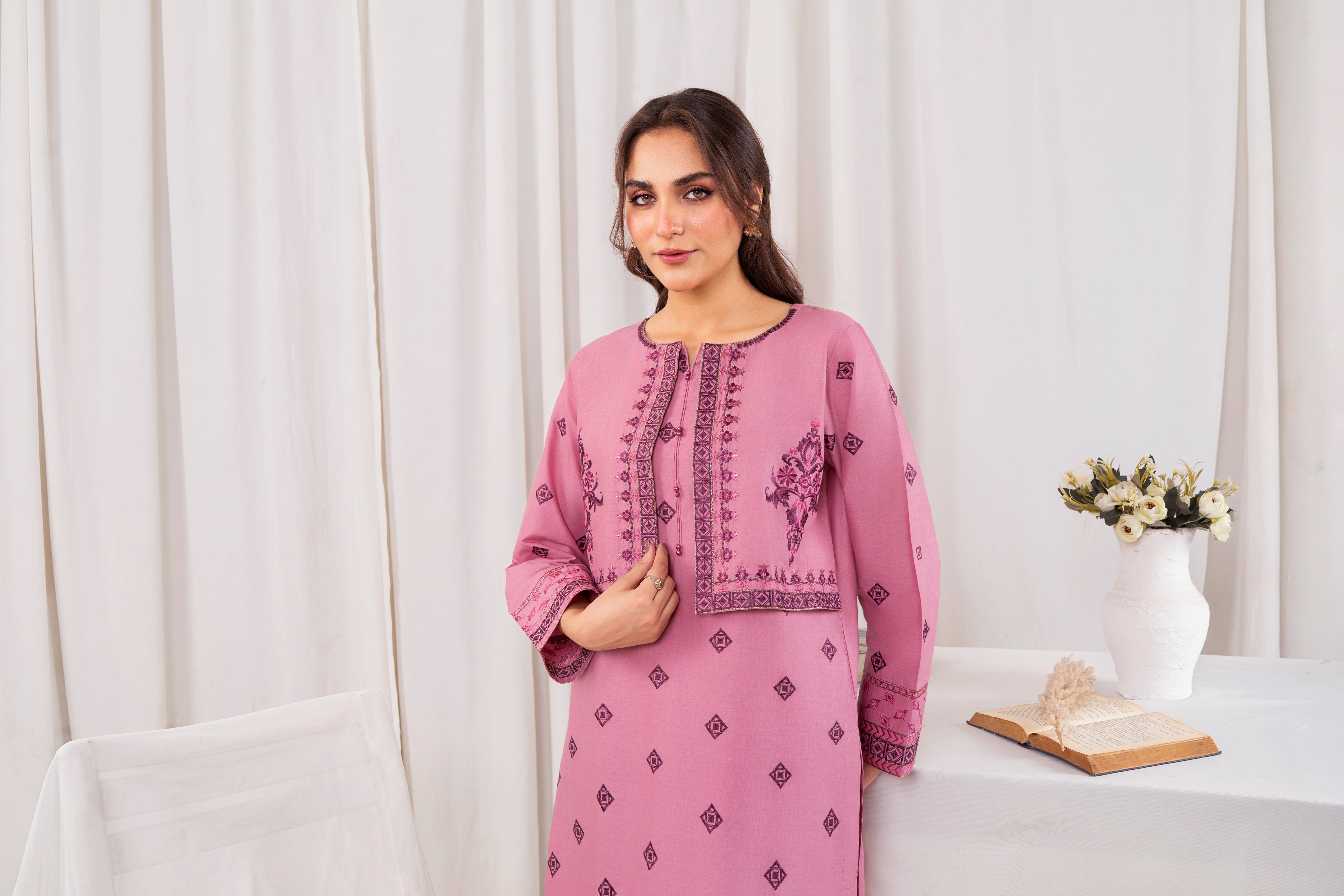 Zoya Zafar Stitched 2 Piece Cotton Collection'2025-Farshi Shalwar new