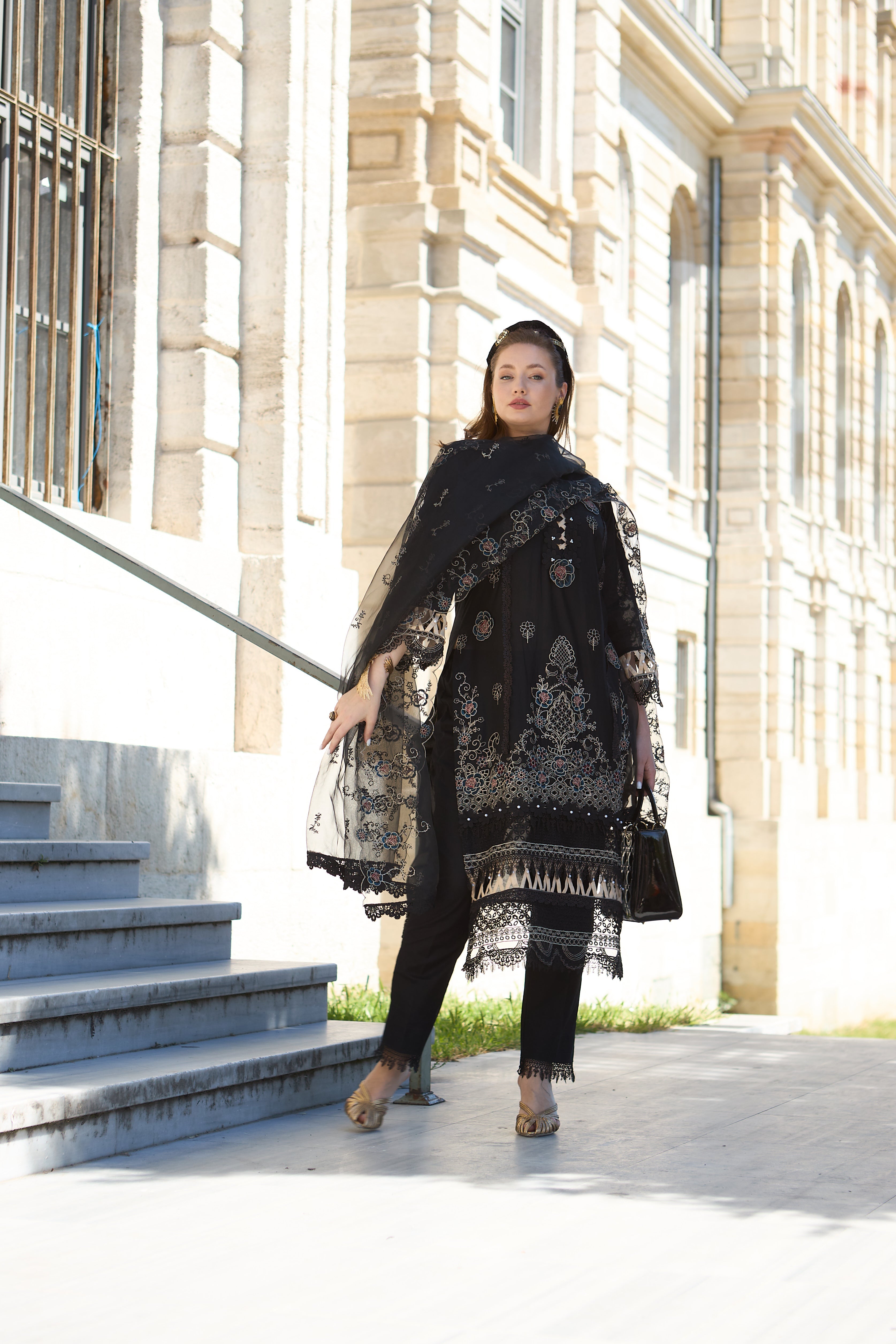Huma Gul Unstitched 3 Piece Luxury Emb Lawn Collection'2025-Cala HG-06