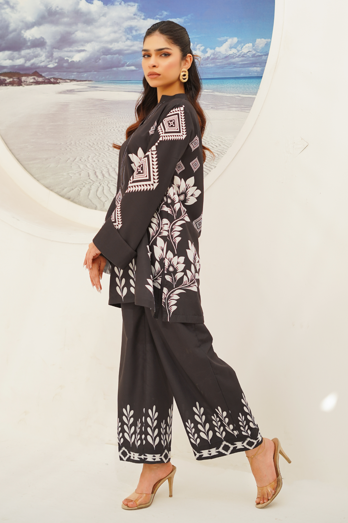Shomi nairah