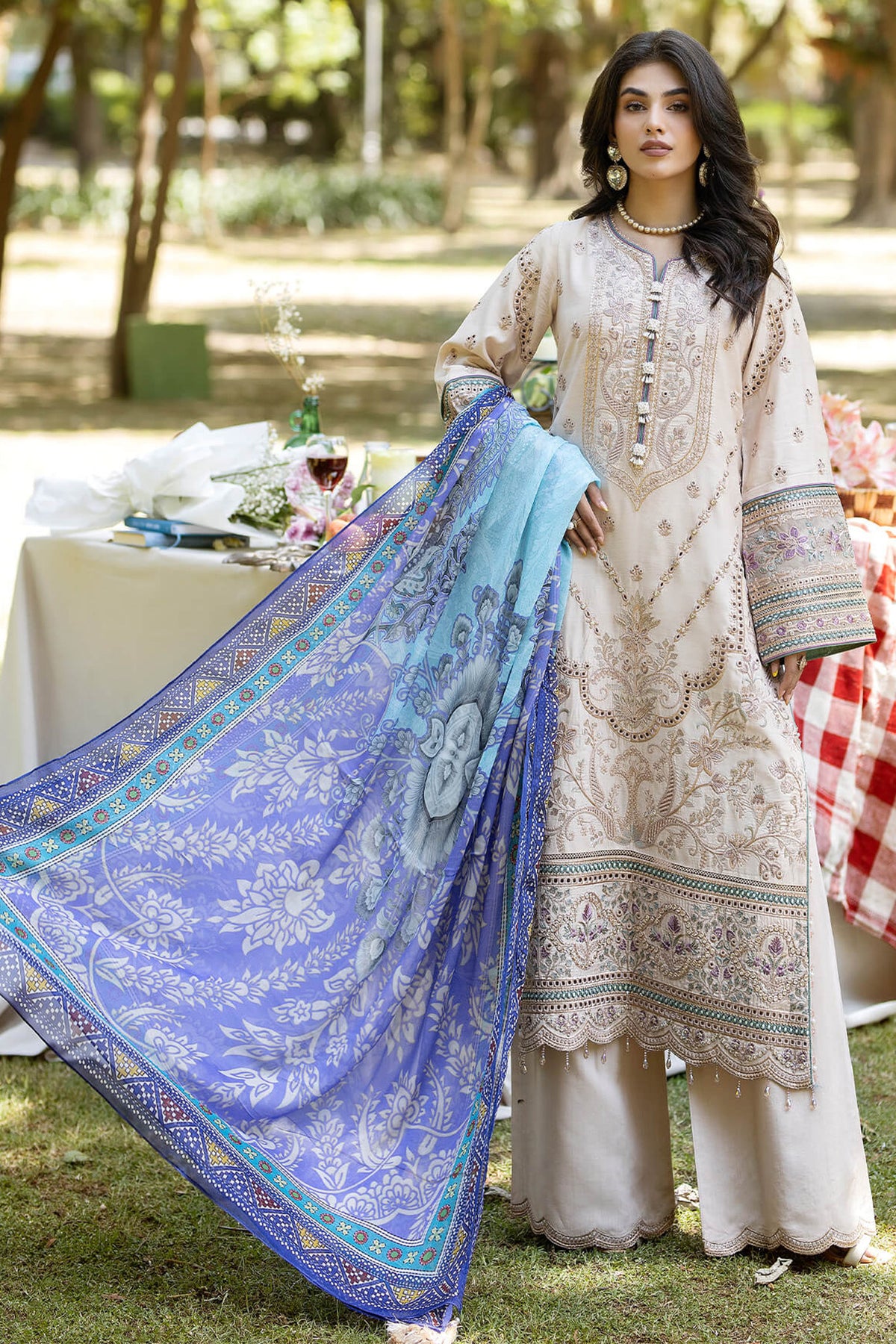 Jaan-E-Adaa By Imrozia Unstitched 3 Piece Luxury Emb Lawn Collection'2024-IPL-10-Zibaai