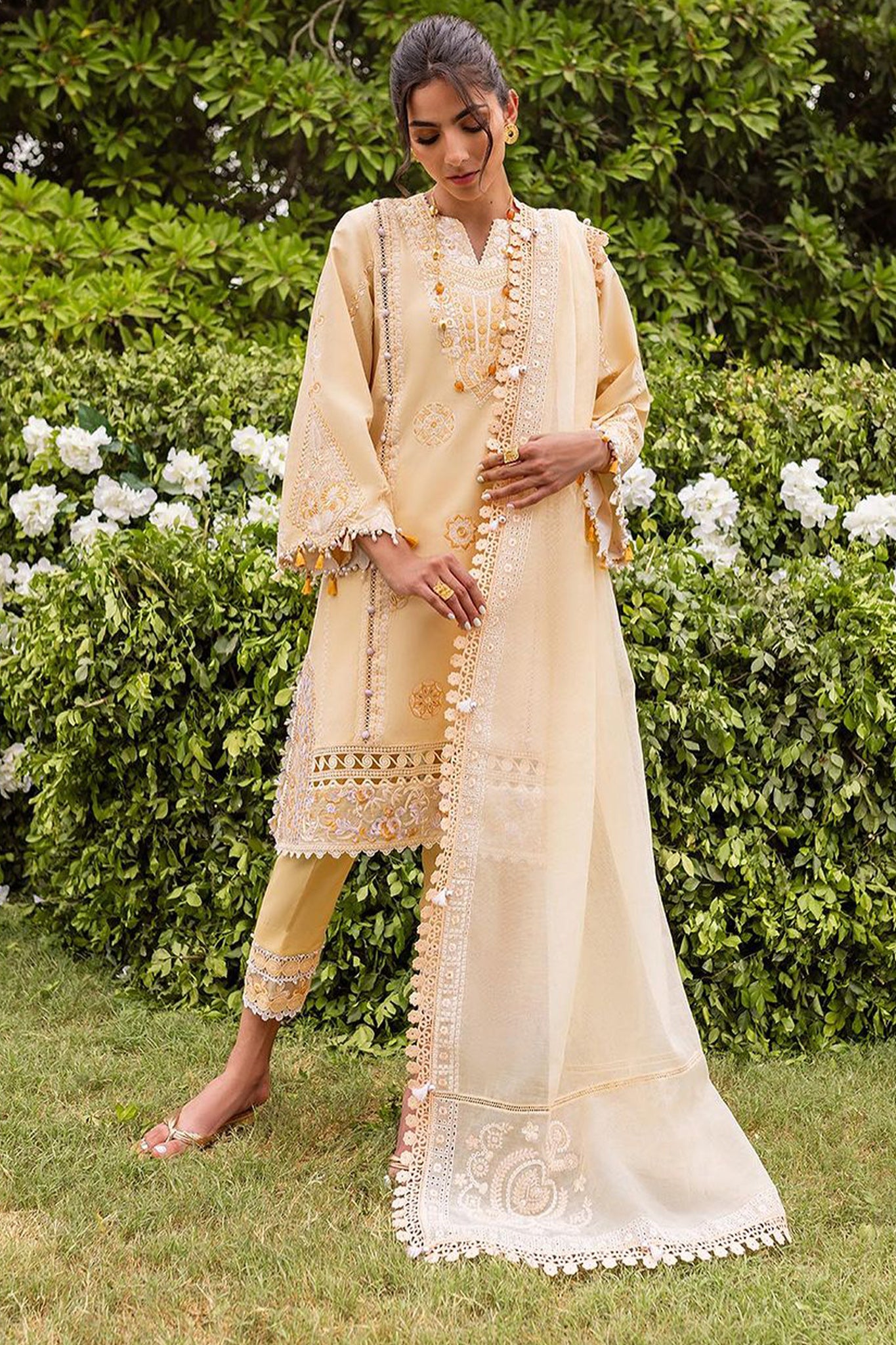 Siraa Lawn By Sadaf Fawad Khan Unstitched 3 Piece Emb Lawn Vol-02 Collection'2024-11-Zaphira-A