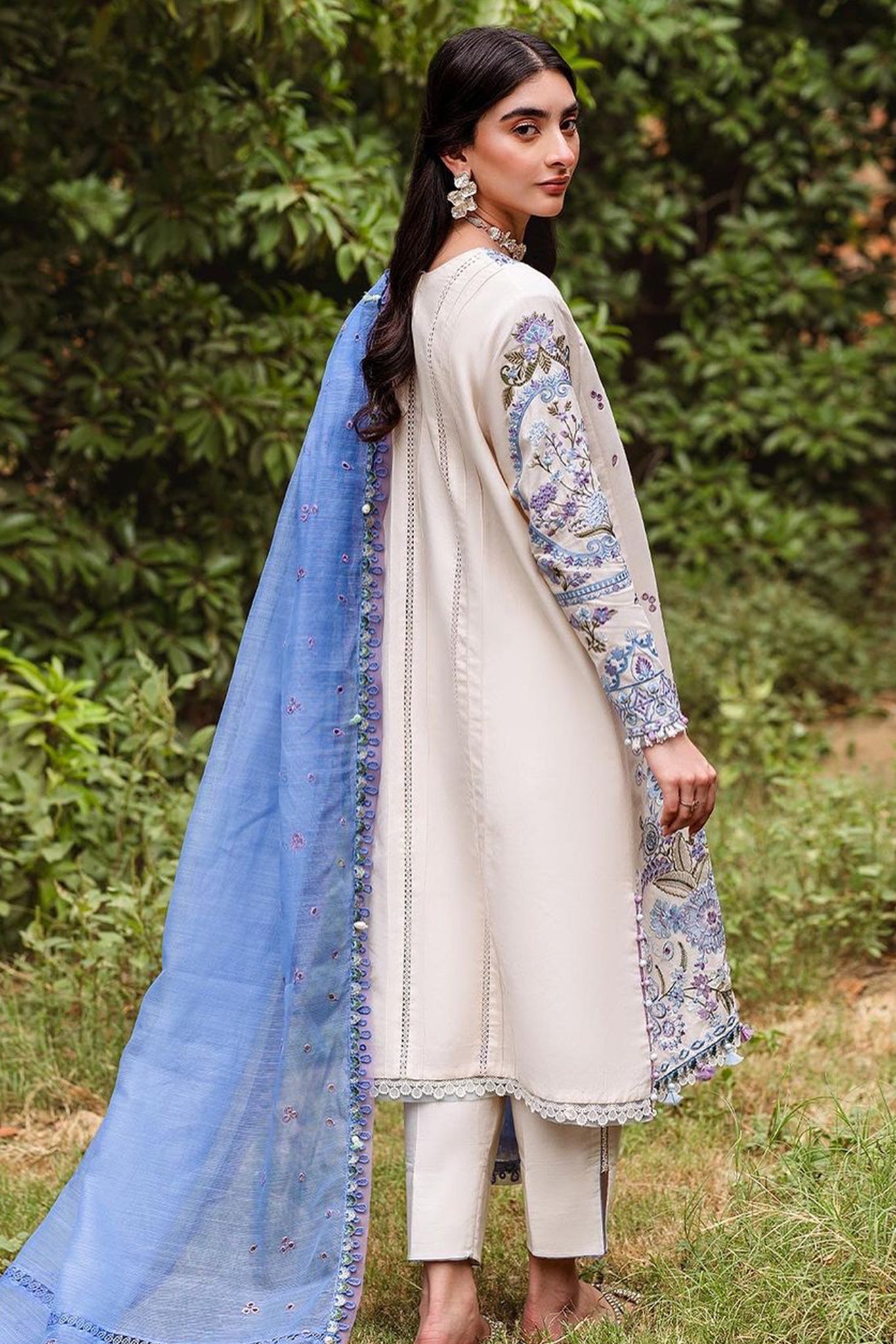 Siraa Lawn By Sadaf Fawad Khan Unstitched 3 Piece Emb Lawn Vol-02 Collection'2024-10-Dalia-B