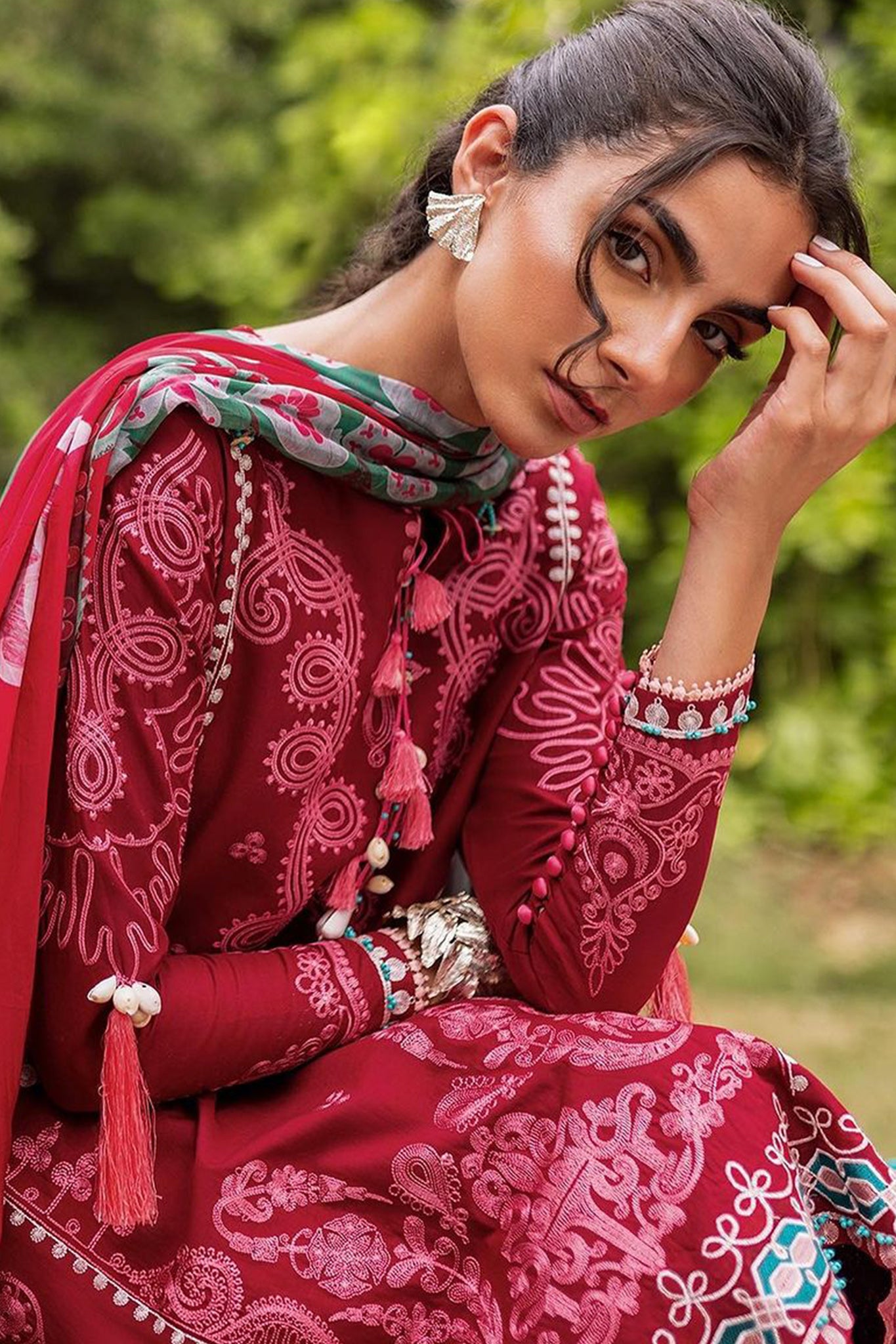 Siraa Lawn By Sadaf Fawad Khan Unstitched 3 Piece Emb Lawn Vol-02 Collection'2024-08-Helen-B