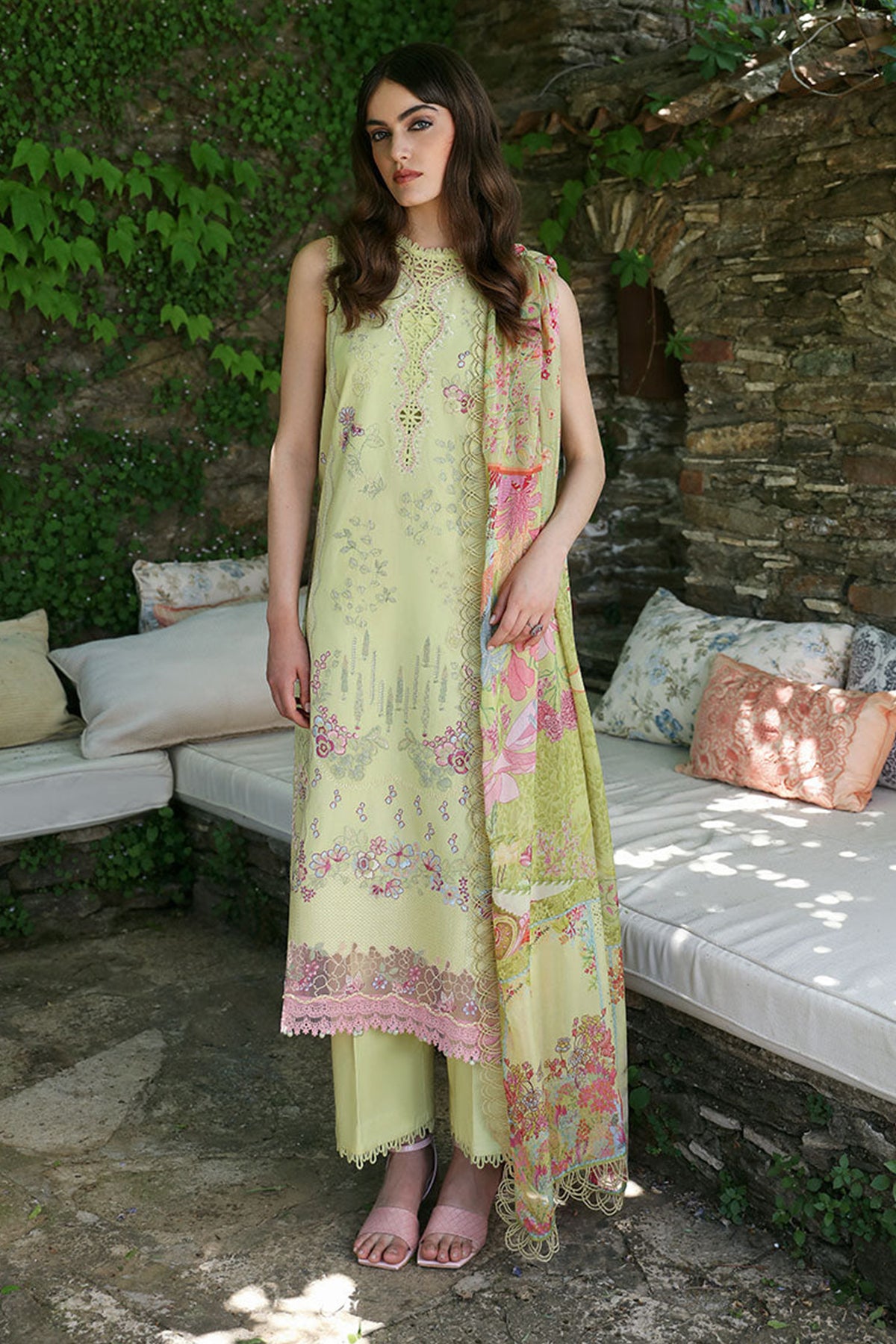 Aylin By Republic Unstitched 3 Piece Emb Lawn Summer Collection'2024-D-05-A-Lunara