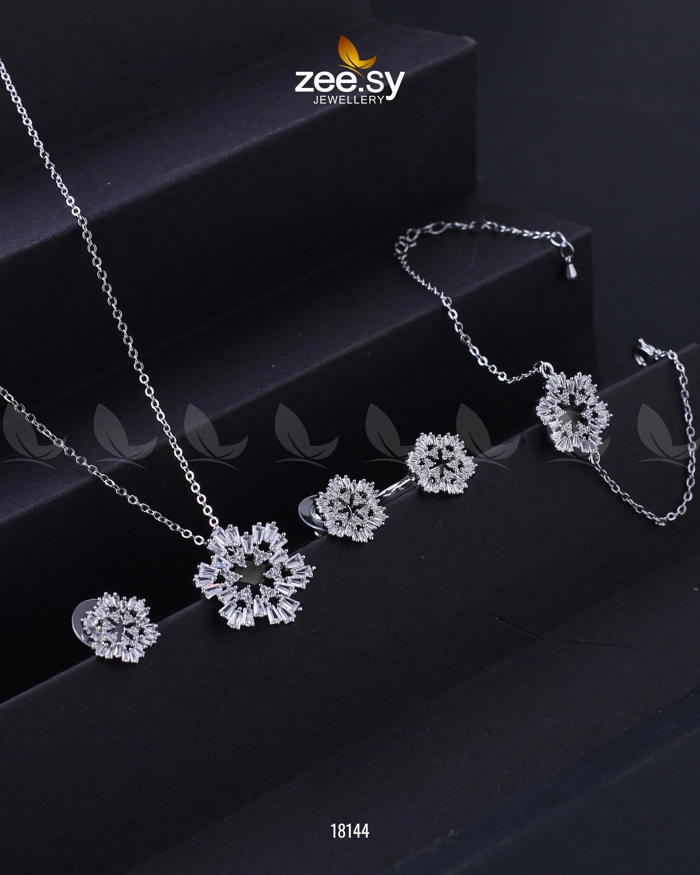 Snowflake Pendant Set Silver - Zeesy Jewellery