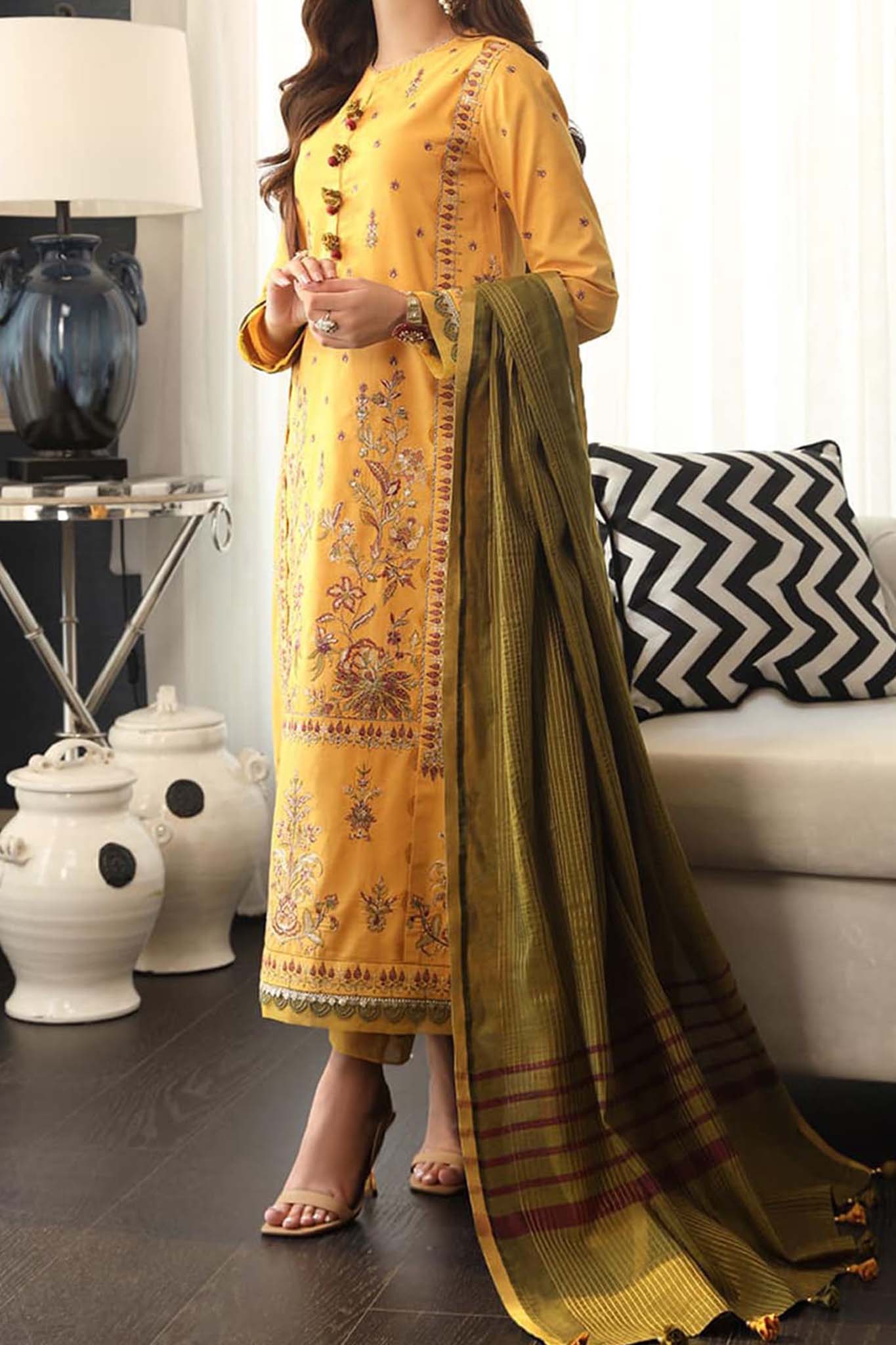 Aira by Asim Jofa Unstitched 3 Piece Eid Collection'2023-AJAI-12